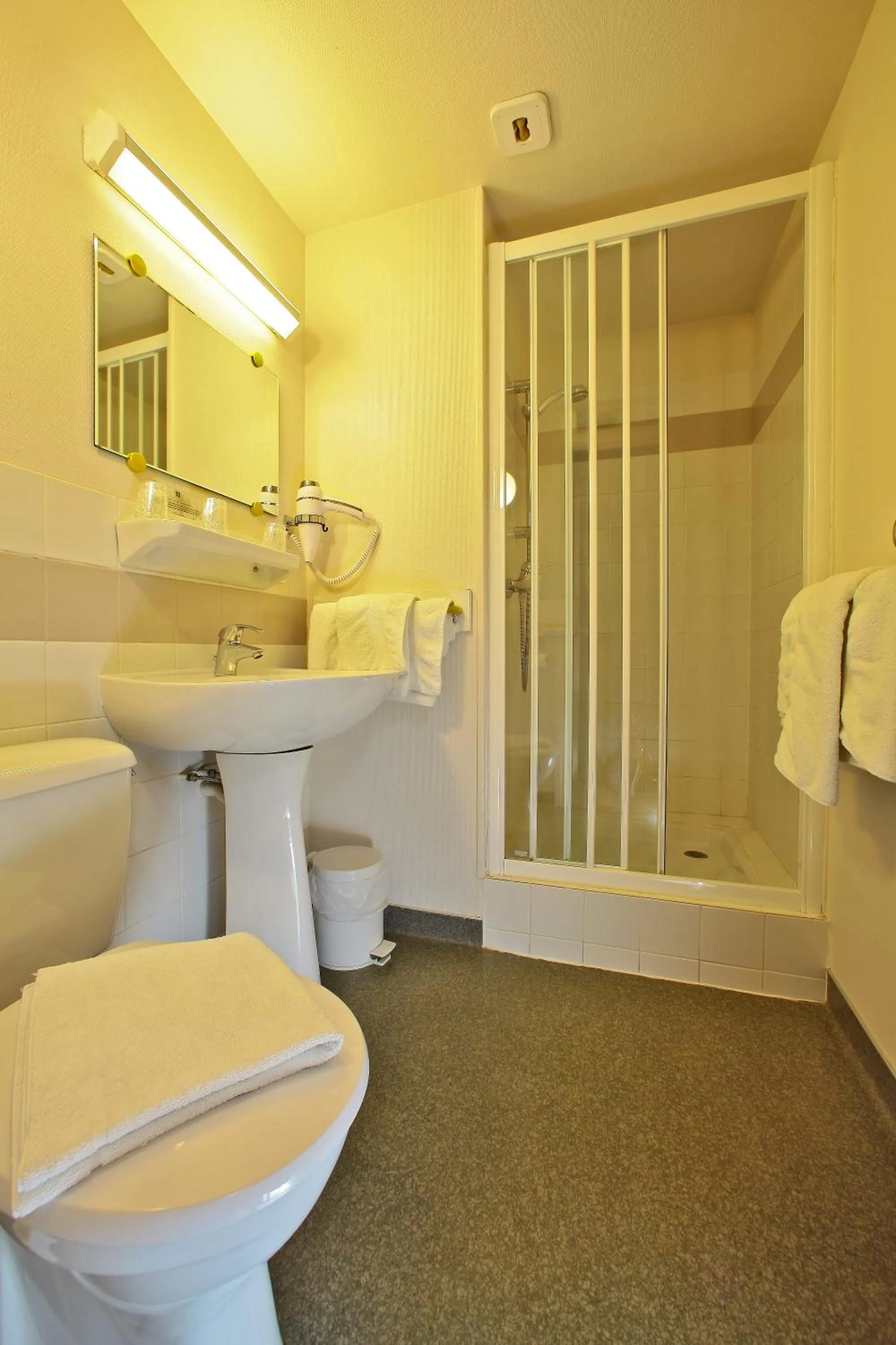 Bathroom in Le Terminus des Pèlerins