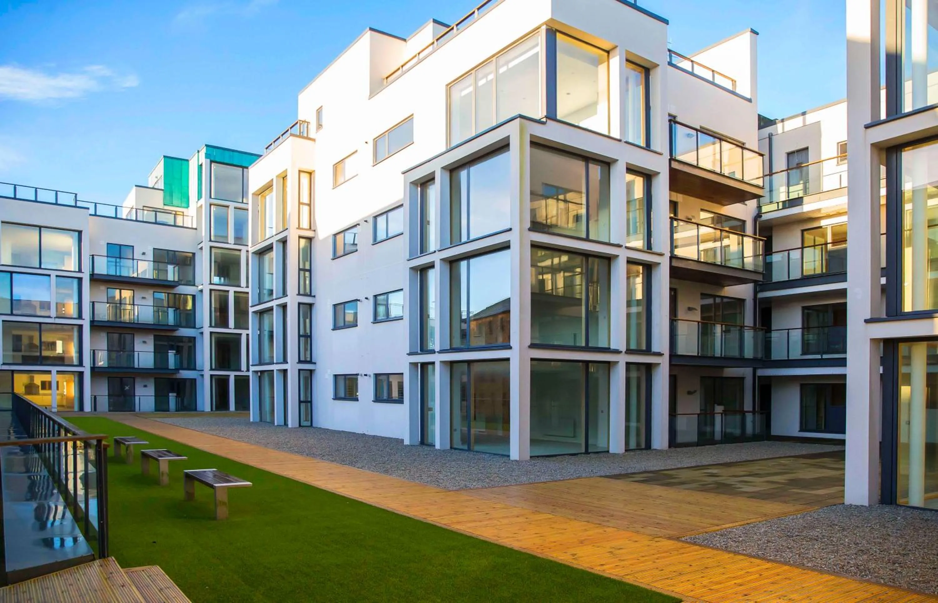 Facade/entrance in Talbot Suites at Stonebridge