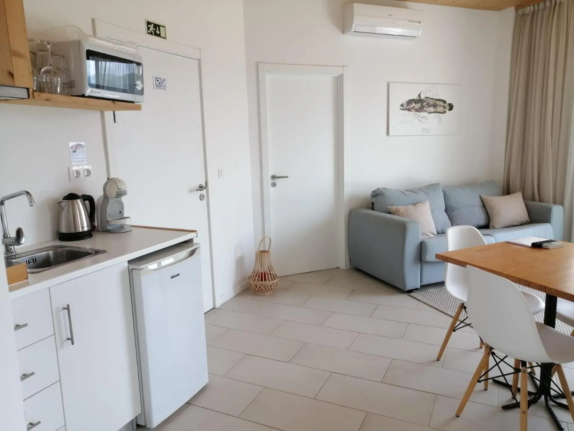 Two Connecting Double Rooms with Pool View in Sao Vicente Lodge - Atlantic Retreat Two Connecting Double Rooms with Pool View in Sao Vicente Lodge - Atlantic Retreat