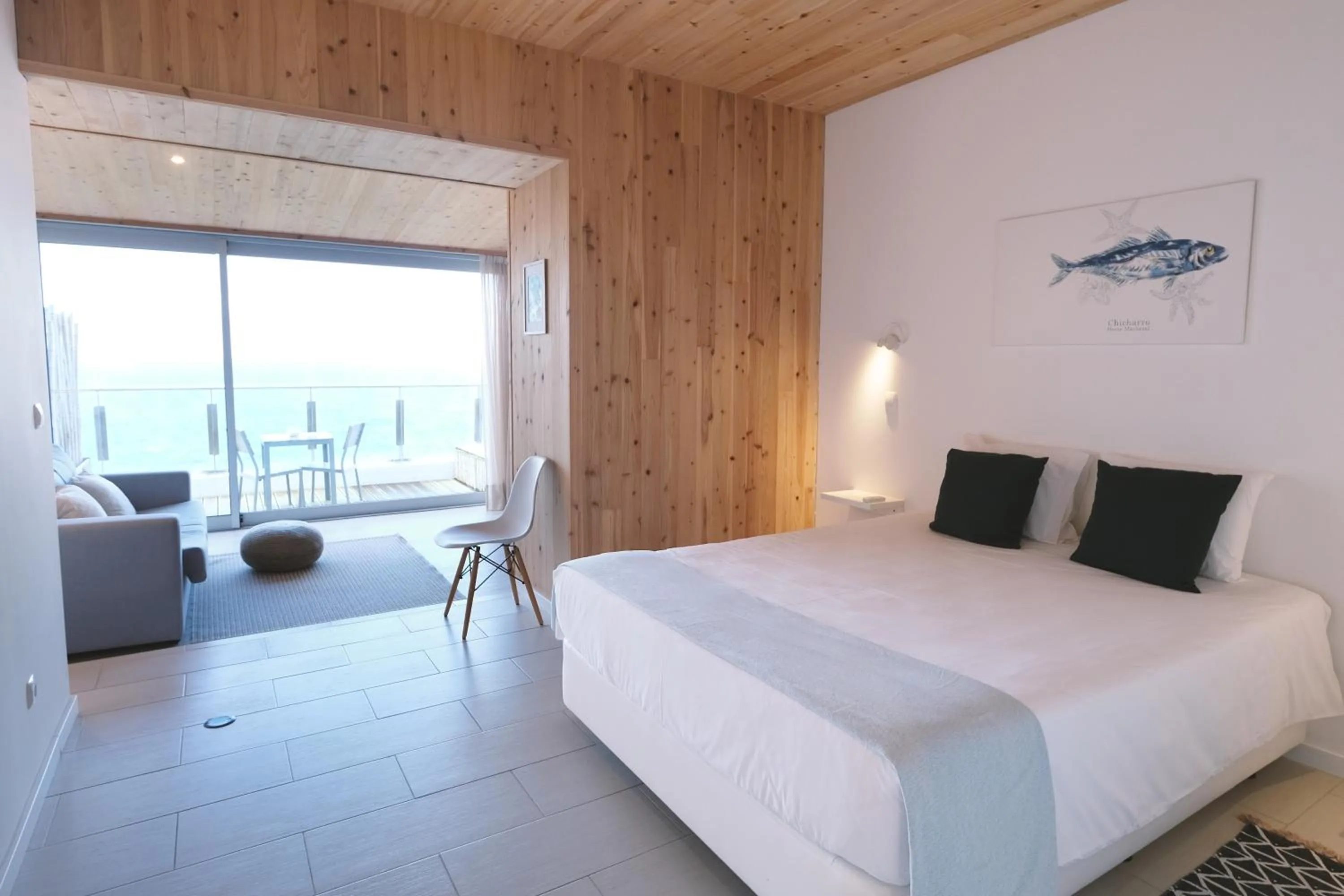 Balcony/Terrace, Bed in Sao Vicente Lodge - Atlantic Retreat