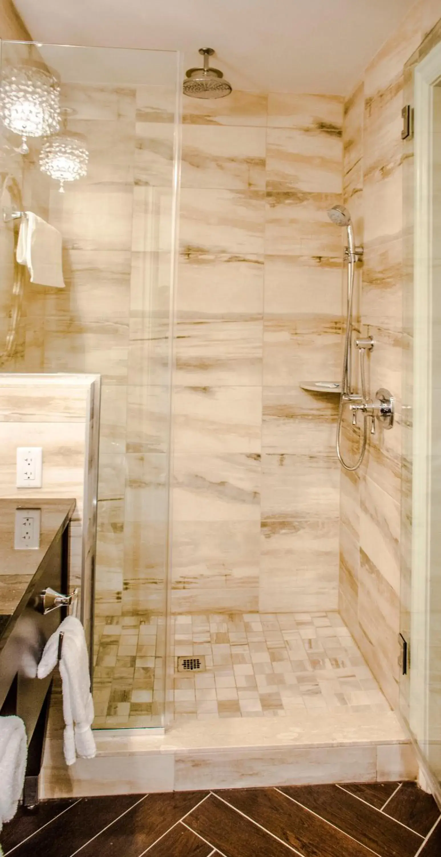 Bathroom in The Delavan Hotel Bathroom in The Delavan Hotel