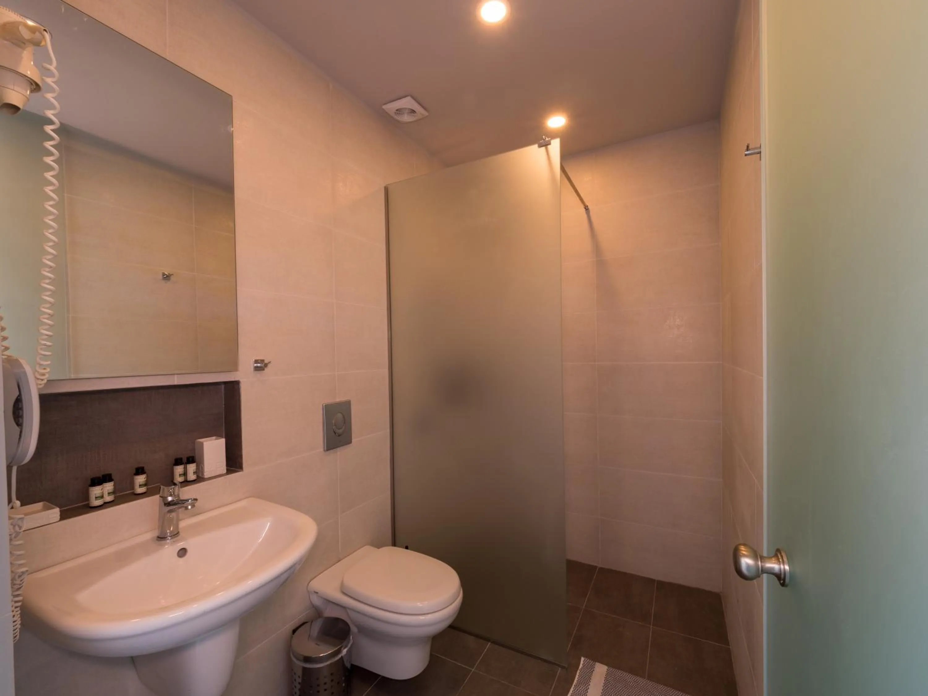 Shower in Paradise Resort