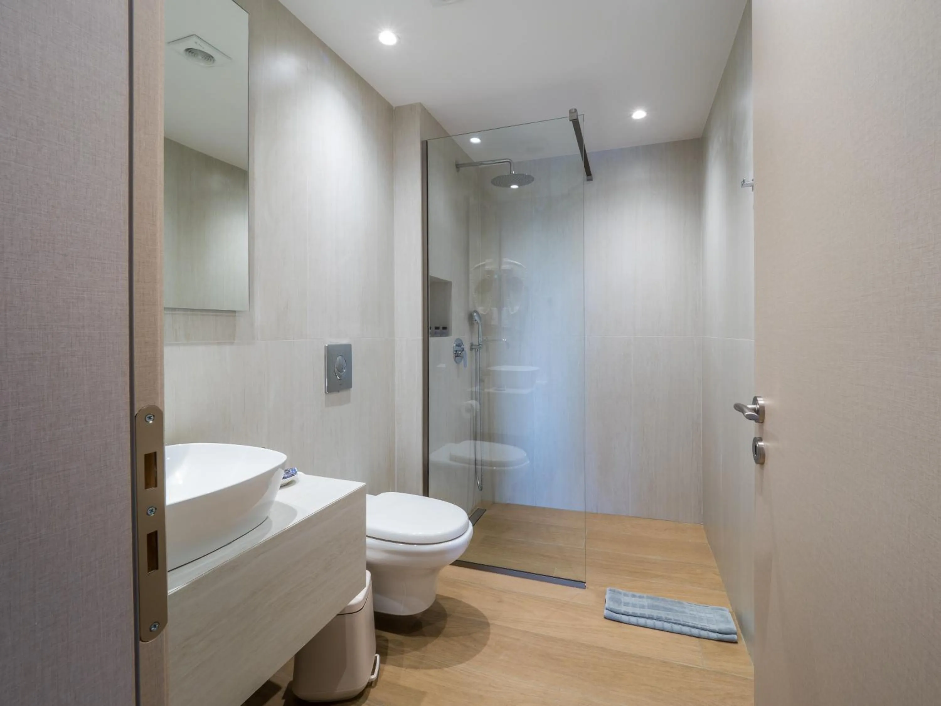 Bathroom in Paradise Resort