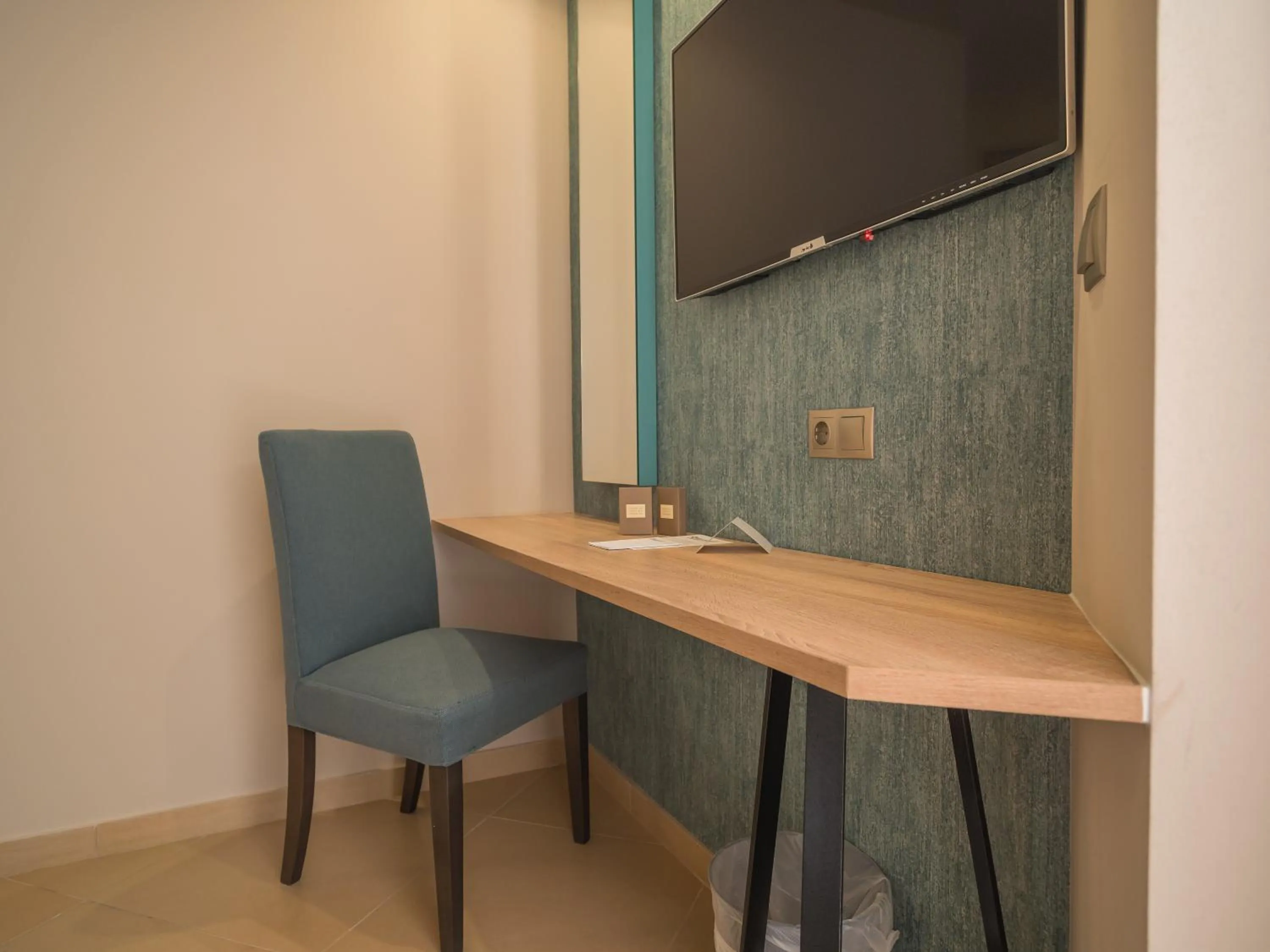 Area and facilities in Paradise Resort