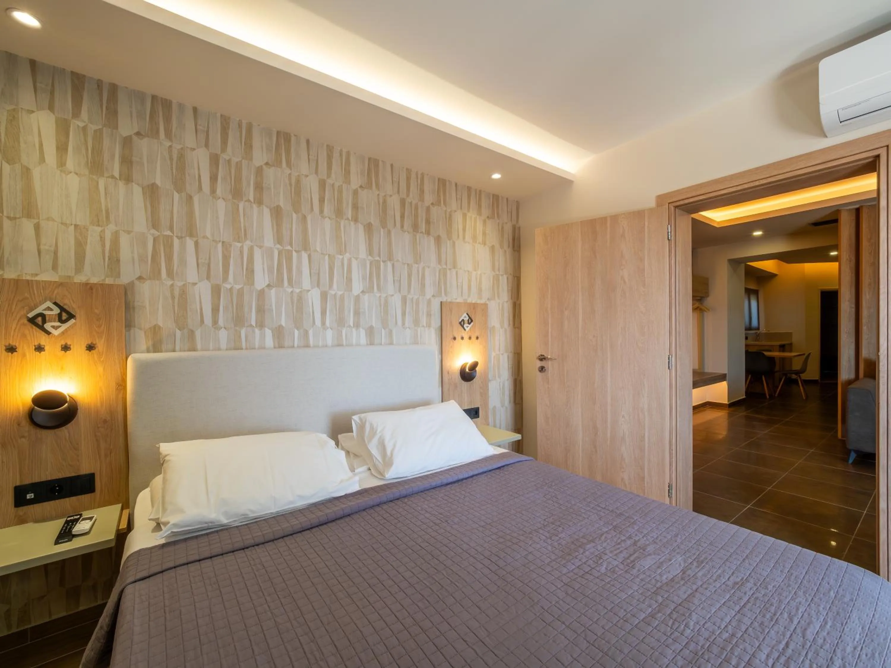 Bed in Paradise Resort