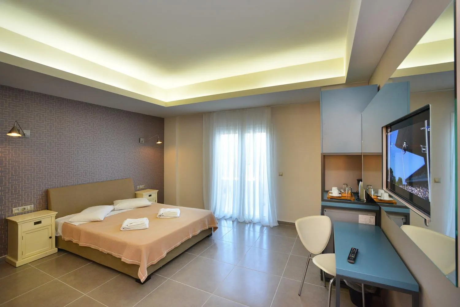 Bed in Paradise Resort