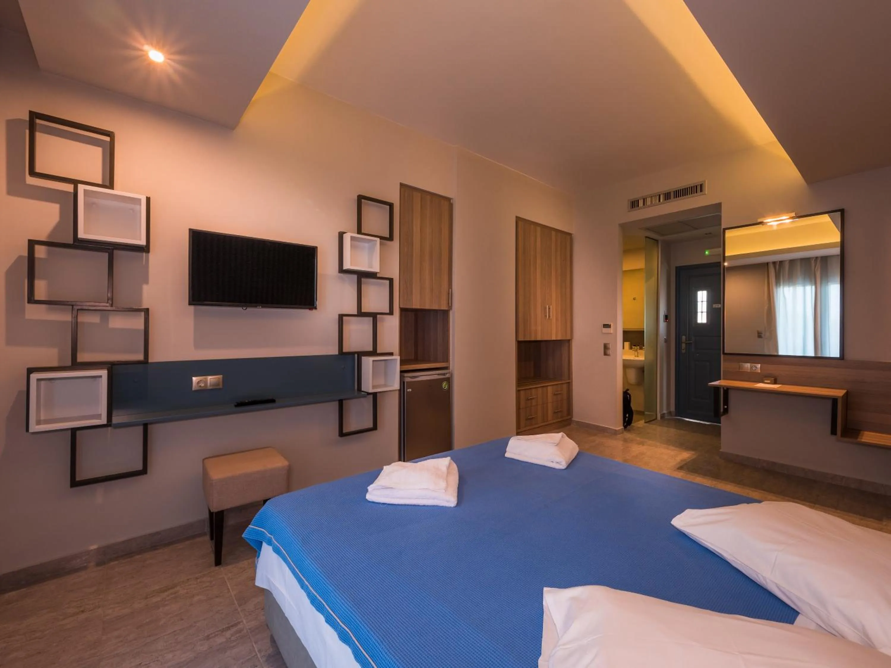 Bed in Paradise Resort