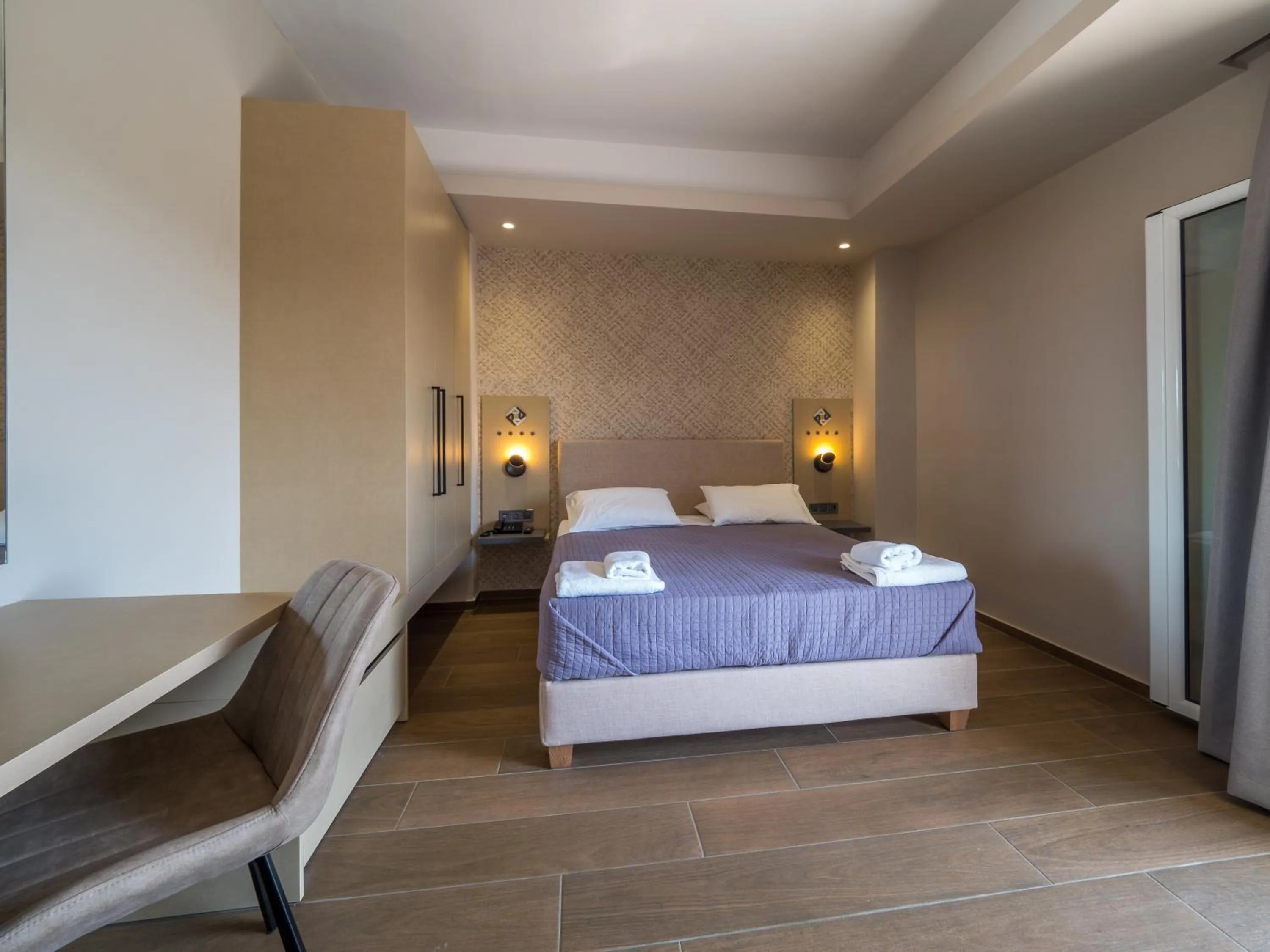 Bed in Paradise Resort