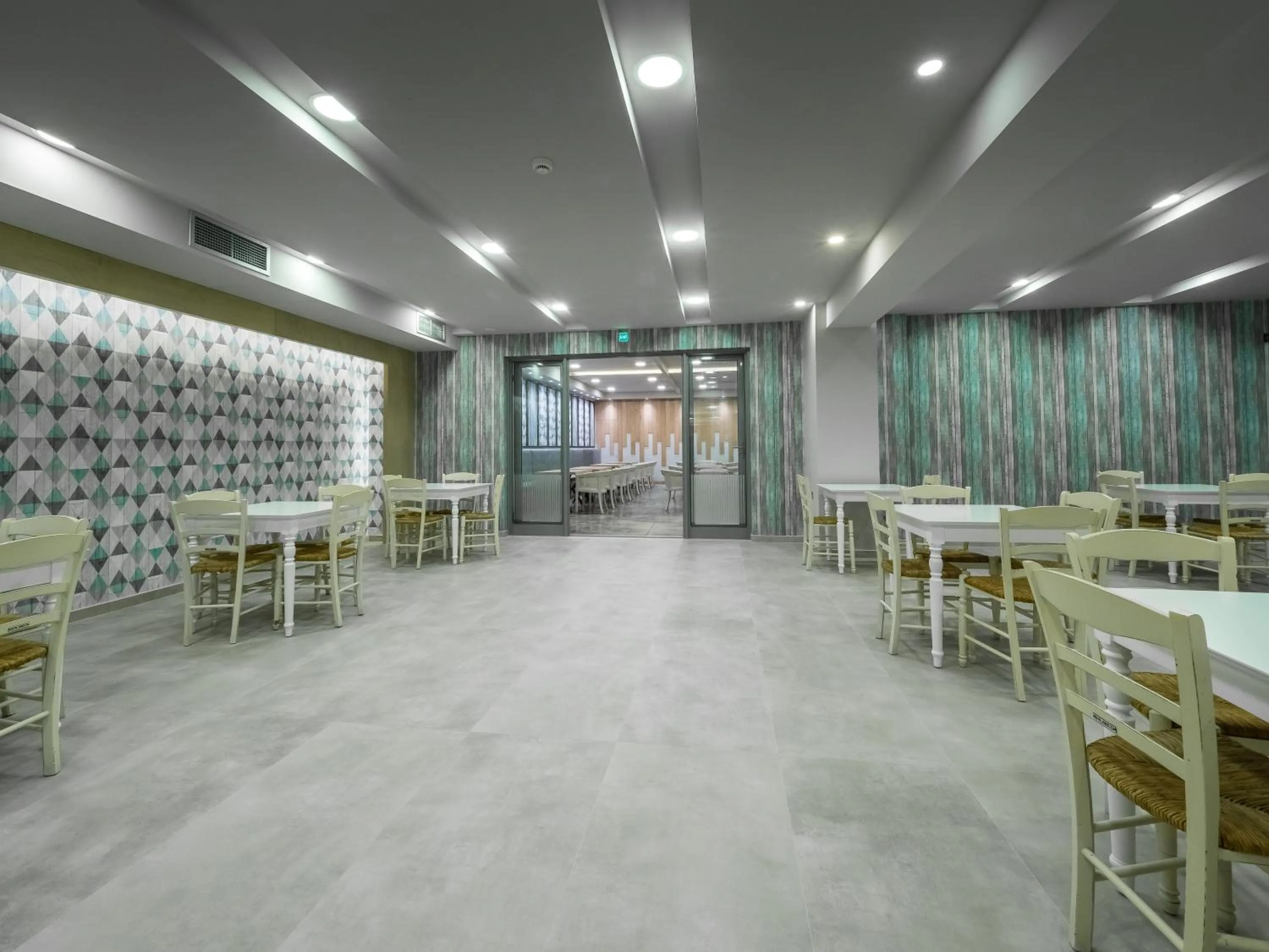 Dining area in Paradise Resort