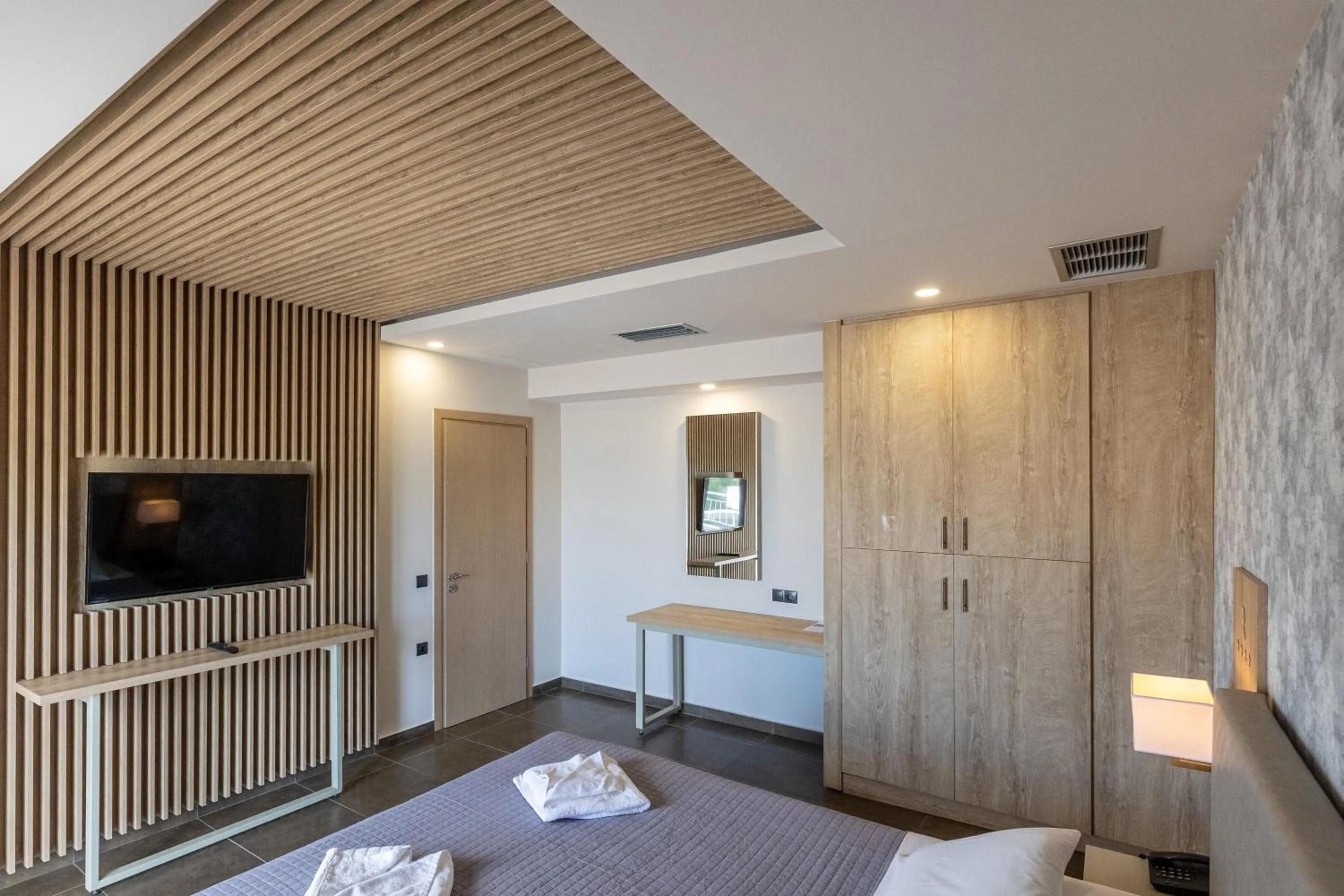 Bed in Paradise Resort