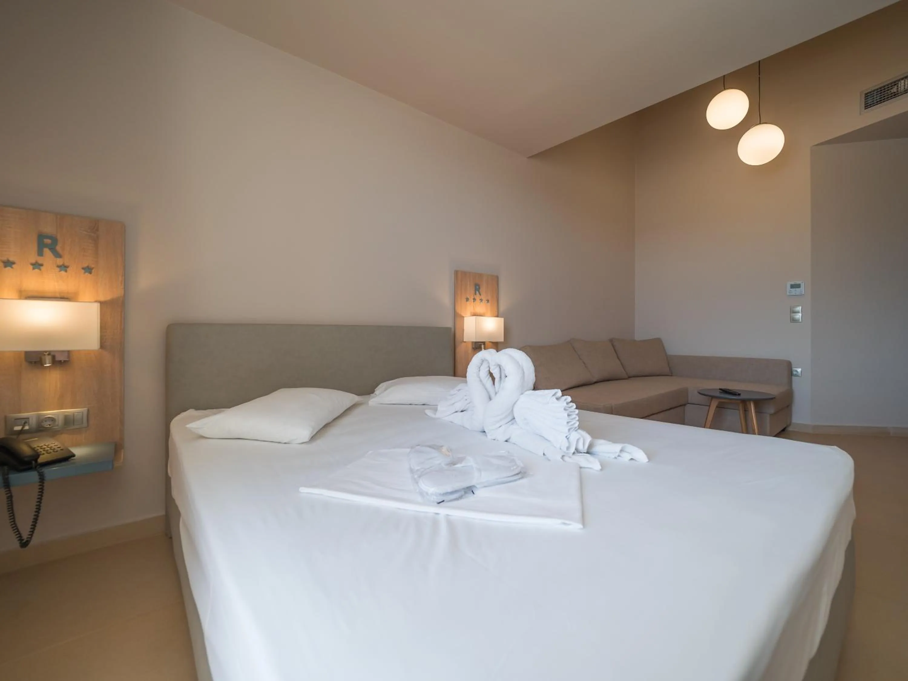 Bed in Paradise Resort