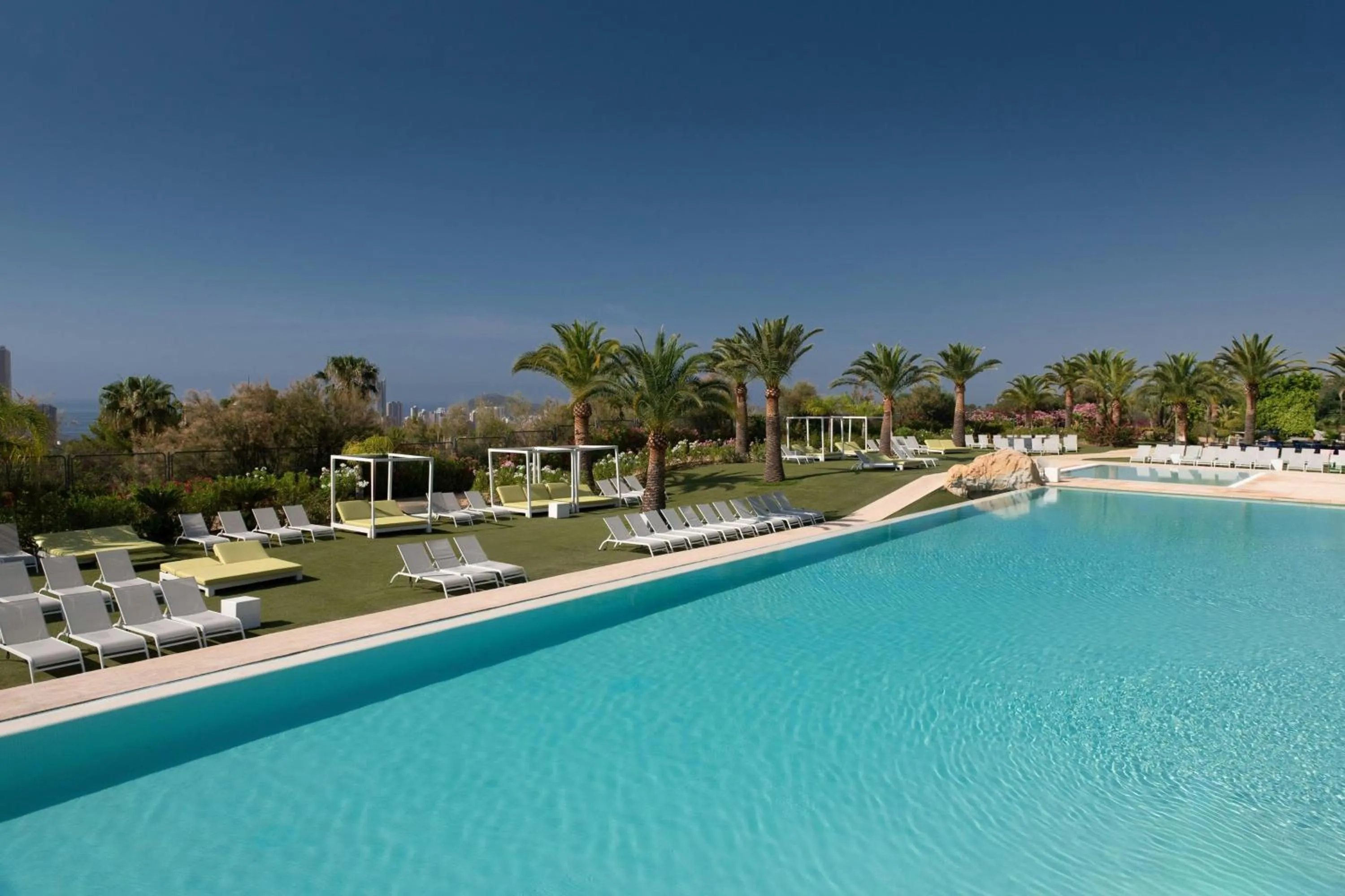 Swimming pool in Four Points by Sheraton Costa Blanca Resort