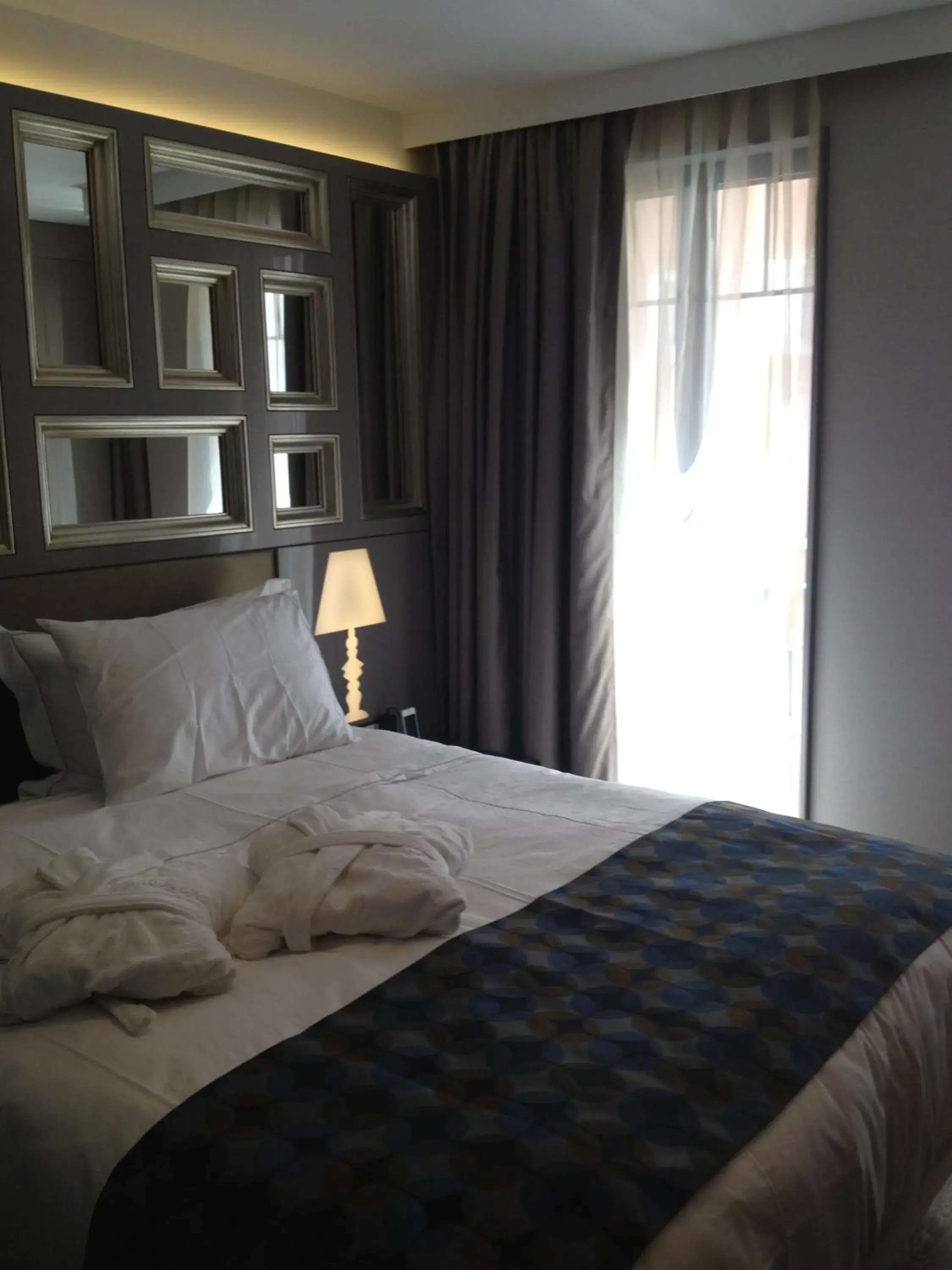 Decorative detail, Bed in Hotel La Villa Decorative detail, Bed in Hotel La Villa