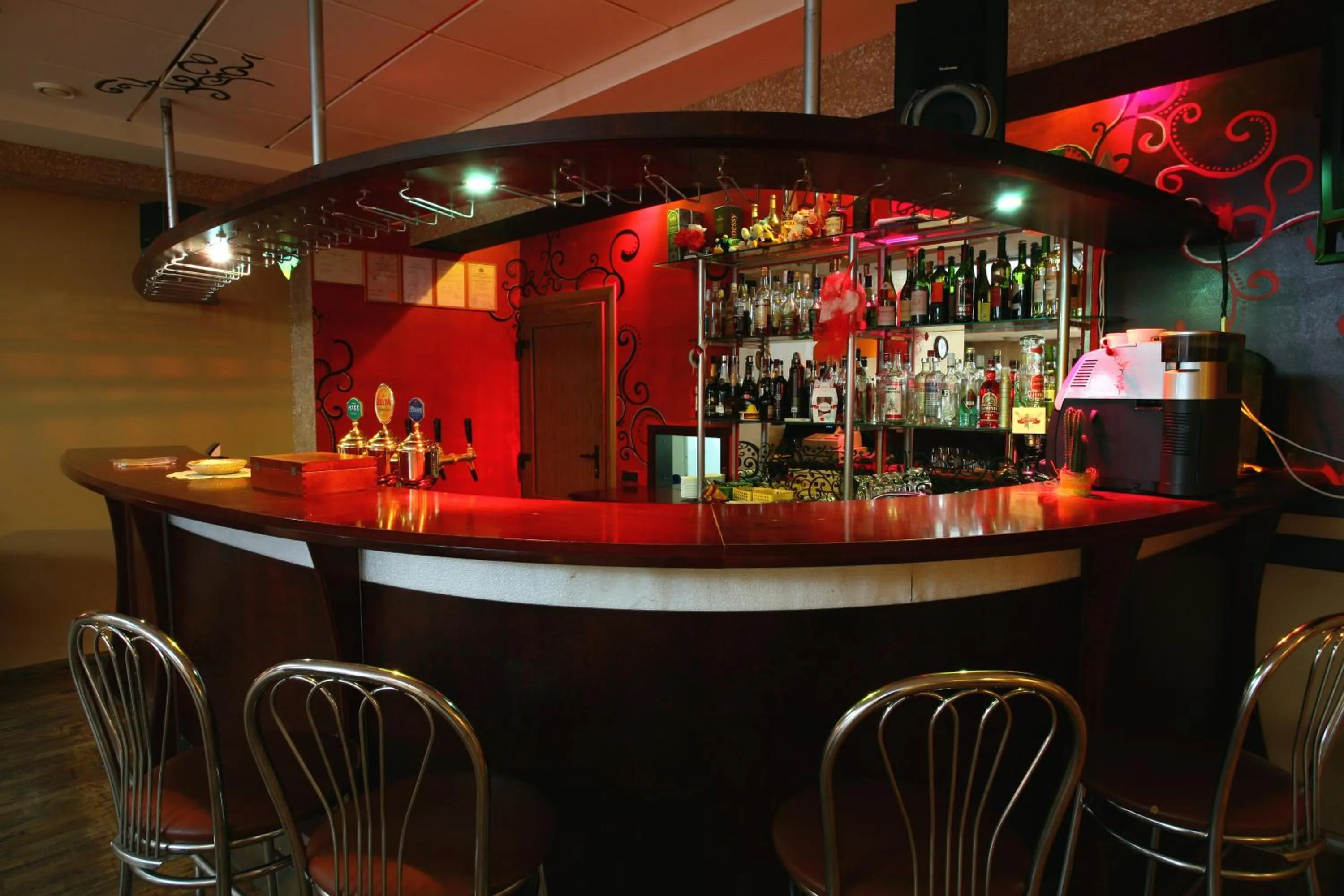 Restaurant/places to eat in Hotel Dobele