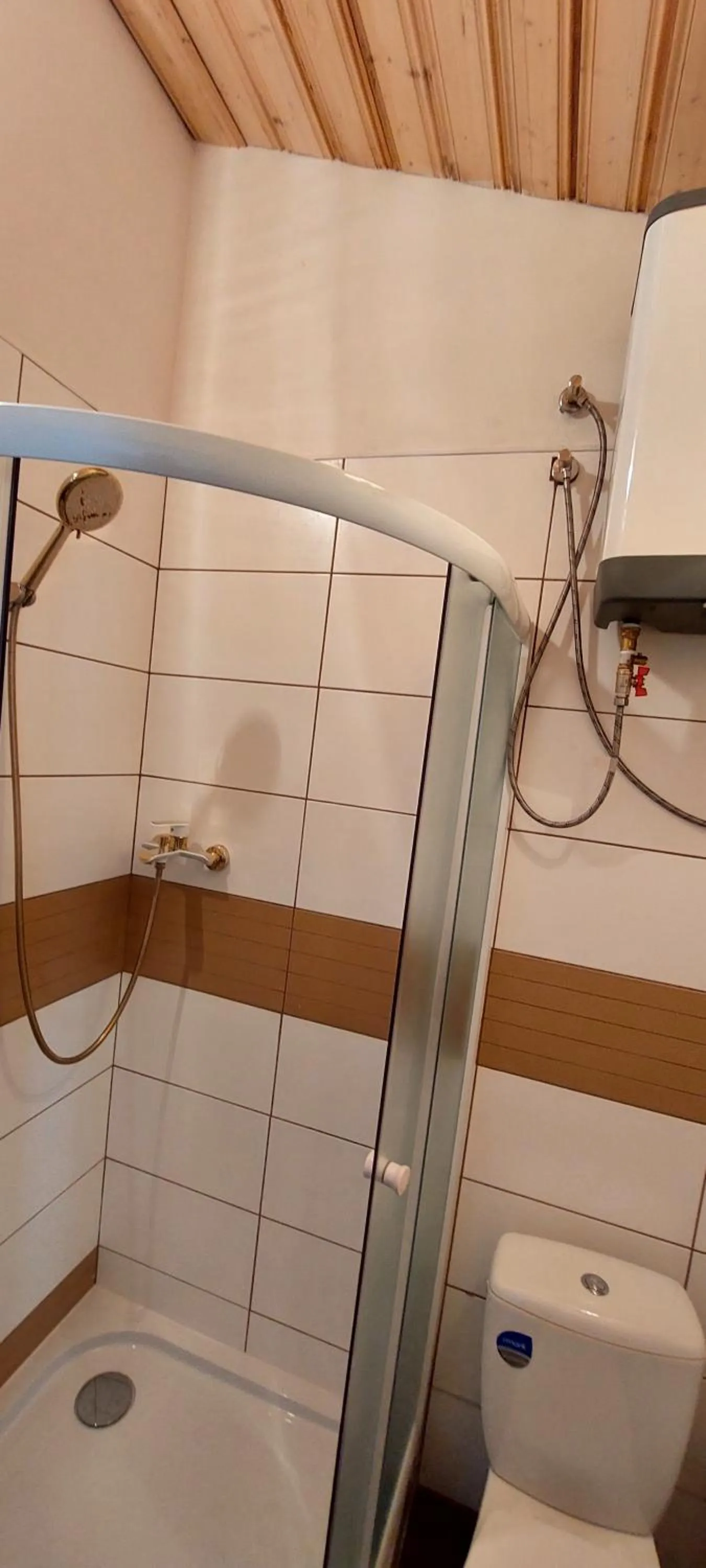 Shower in Prague Retro Challenge and Garden