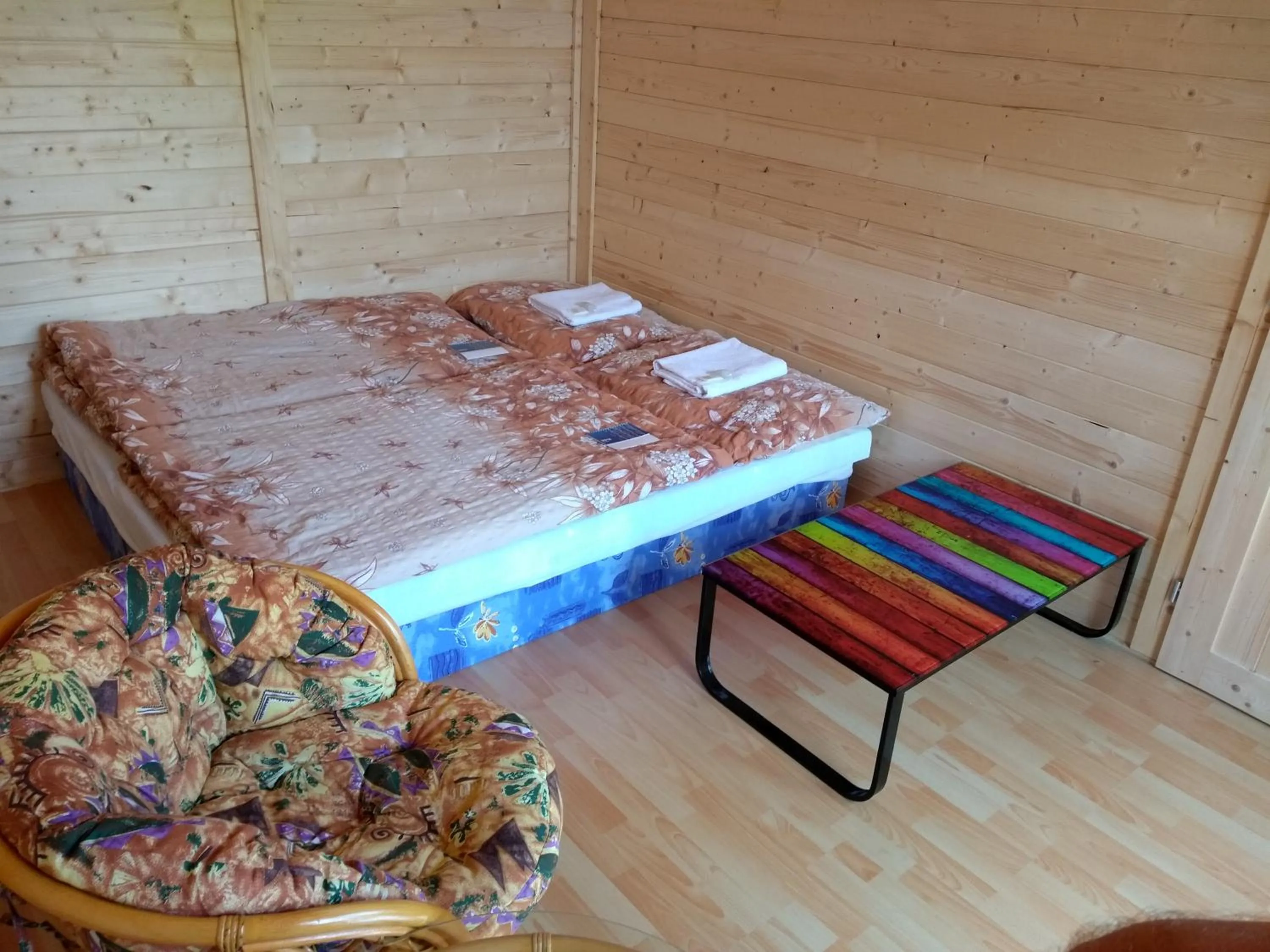 Bed in Prague Retro Challenge and Garden