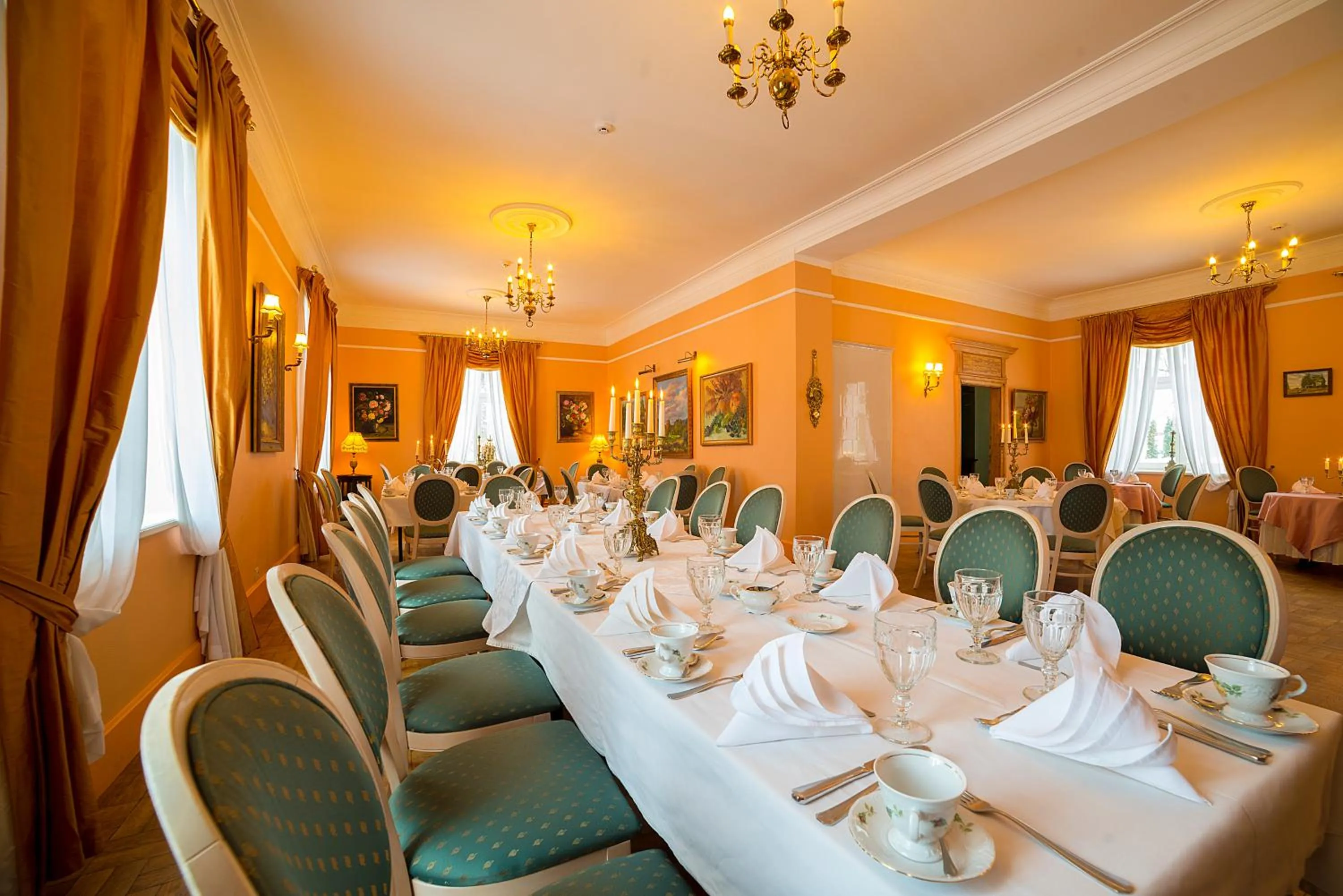 Restaurant/places to eat in Marcienas Muiza & SPA