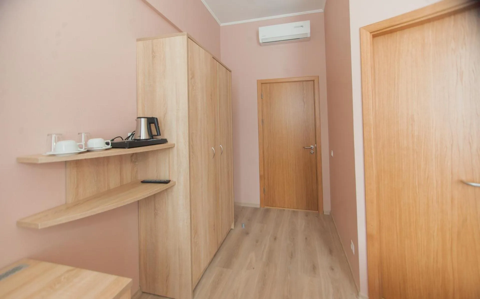 air conditioner in Biplan Hotel