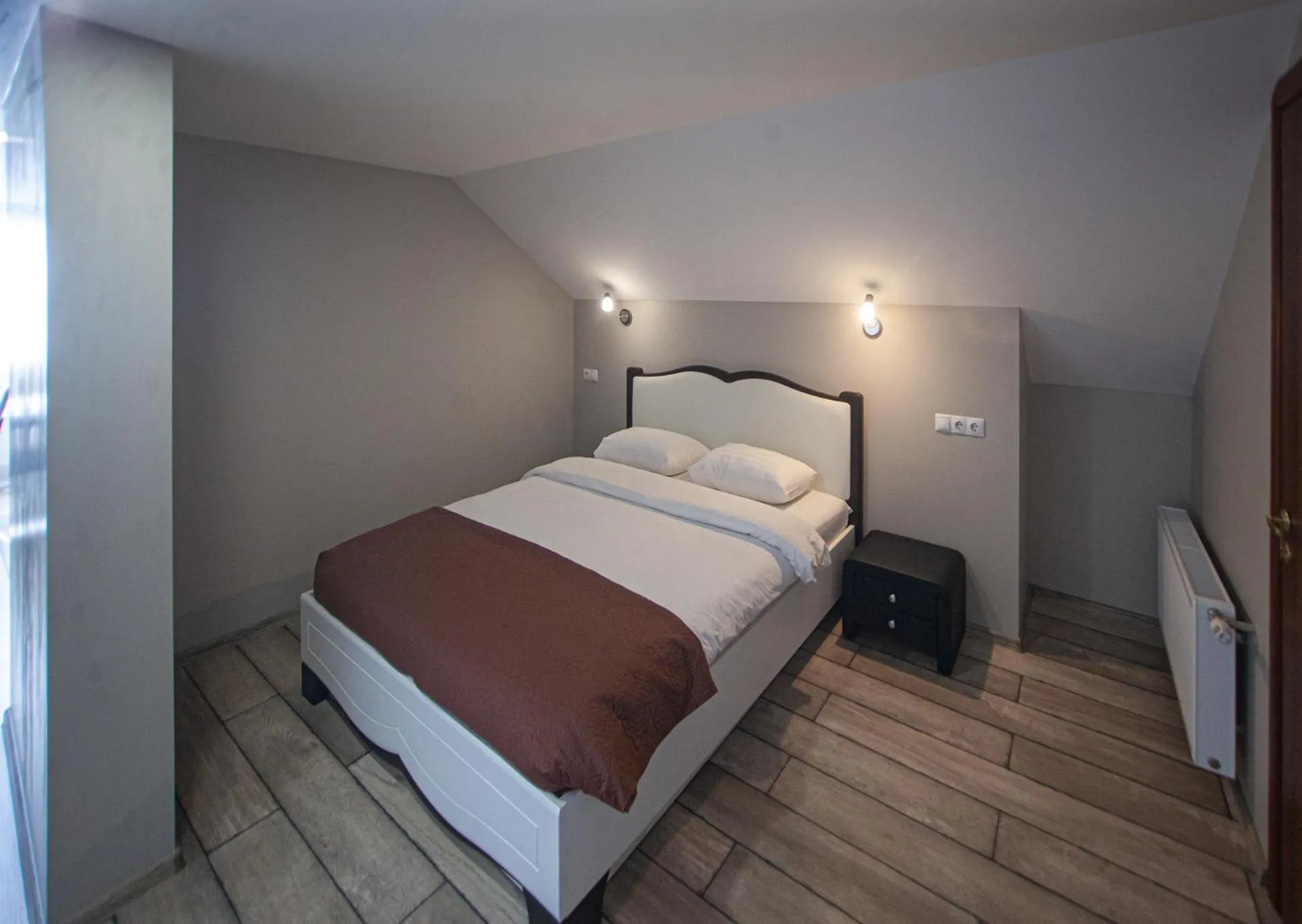 Bedroom, Bed in Biplan Hotel