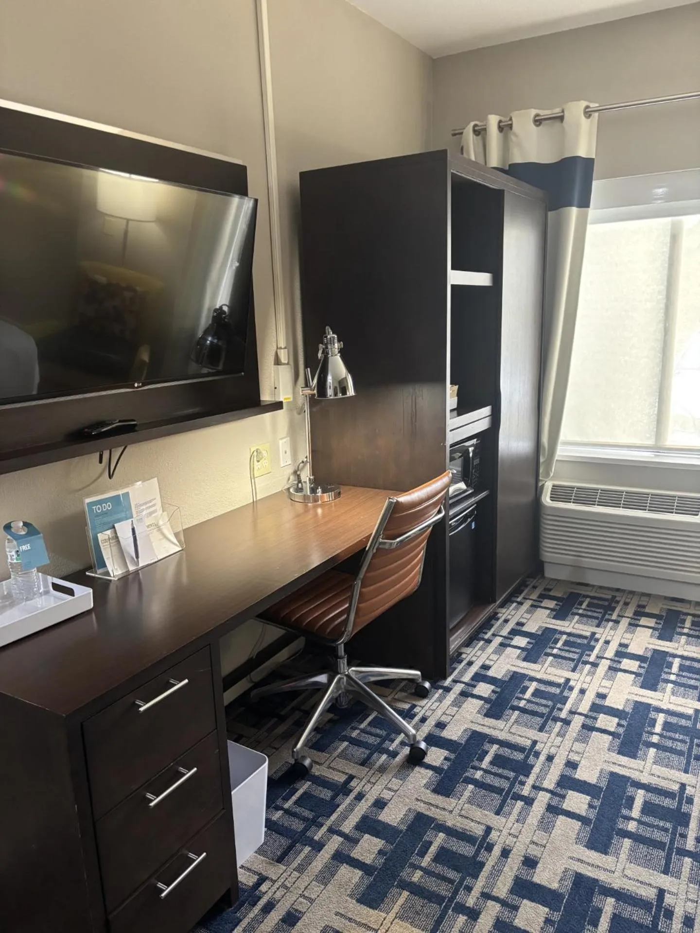 Property building in Four Points by Sheraton Charlotte - Lake Norman