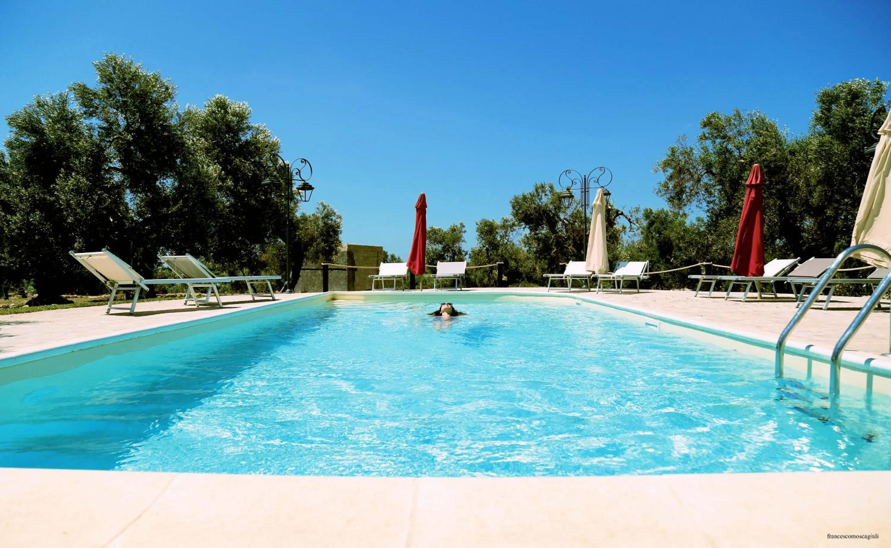 Swimming pool in Casale de li Canti
