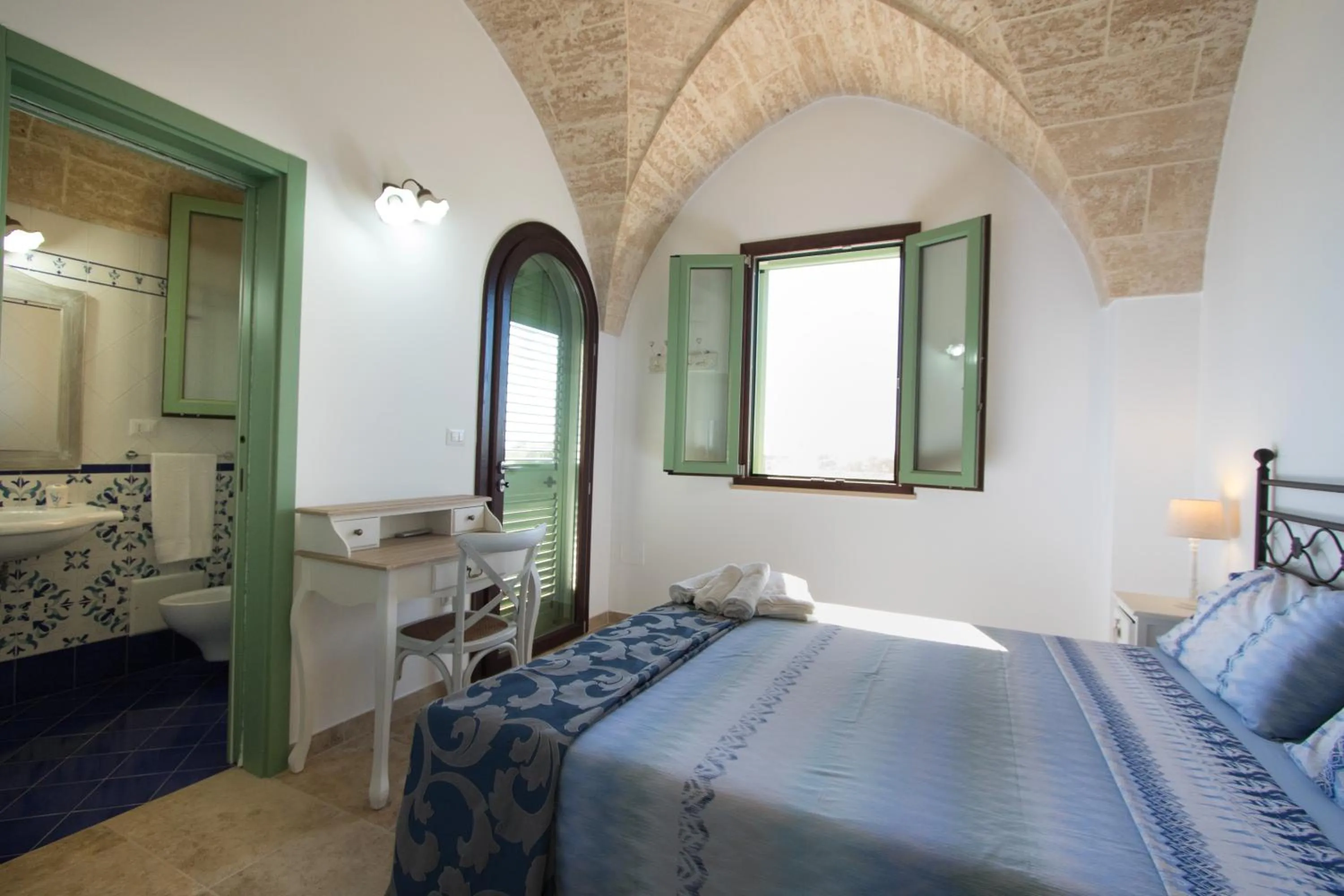 Bathroom, Bed in Casale de li Canti