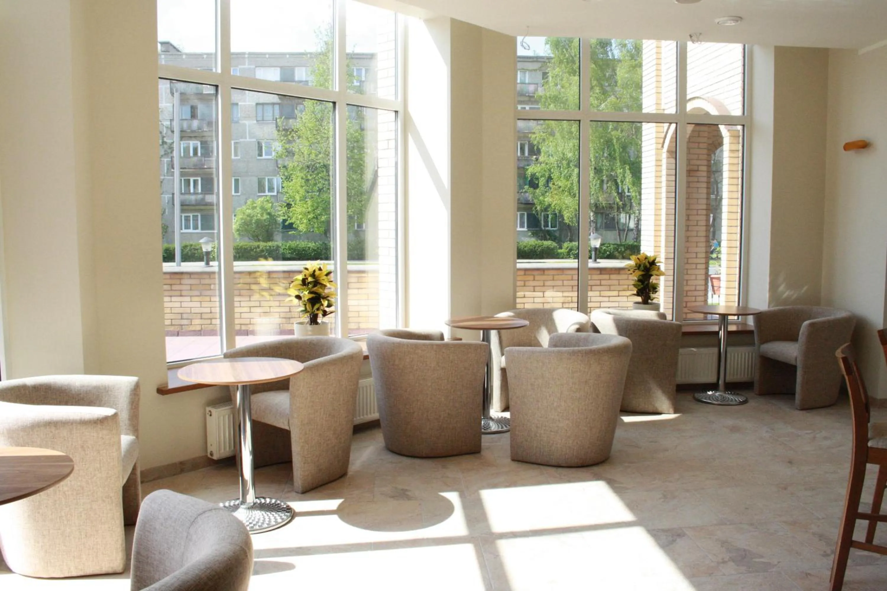 Communal lounge/ TV room in Hotel Felicia