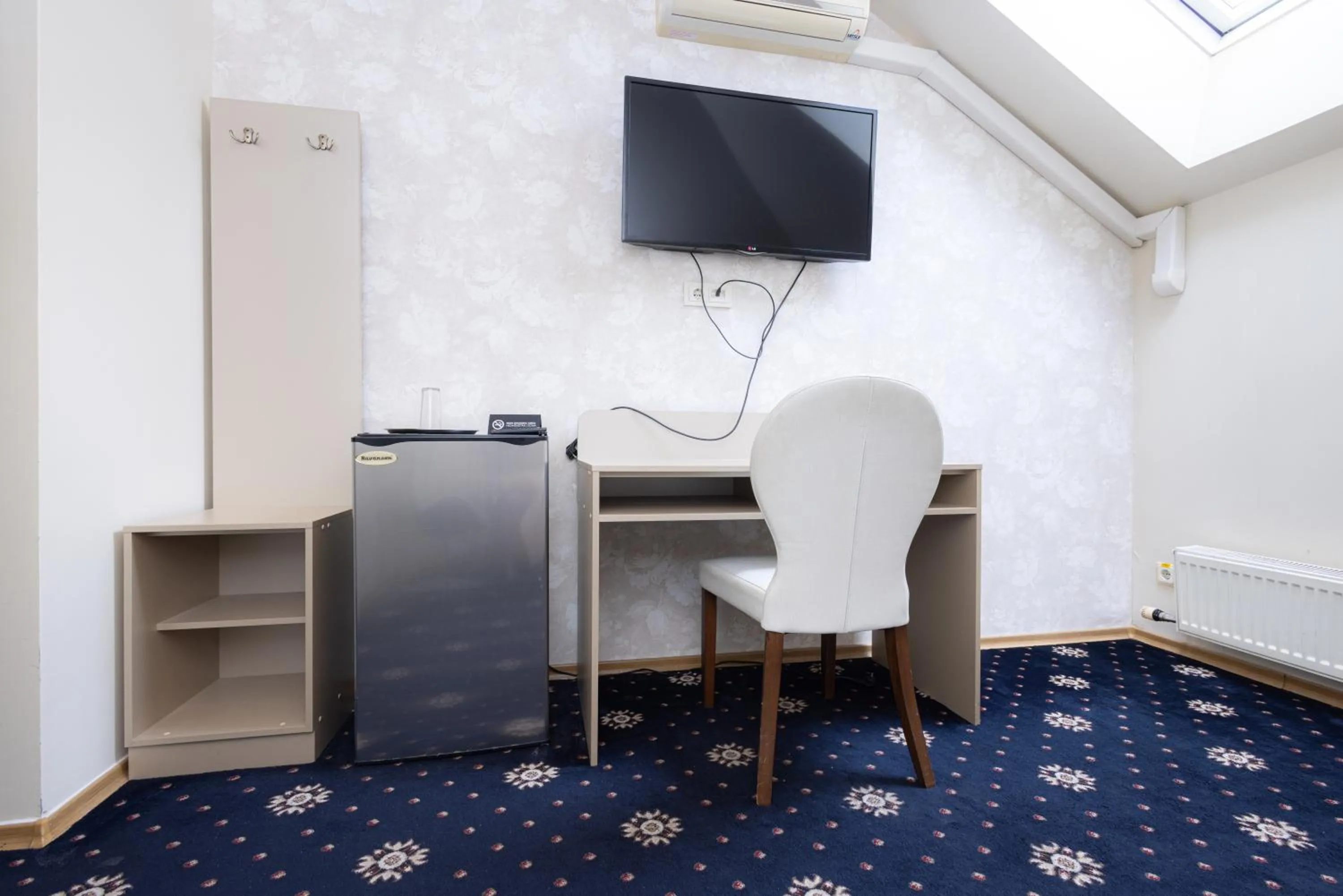 Photo of the whole room in Hotel Felicia