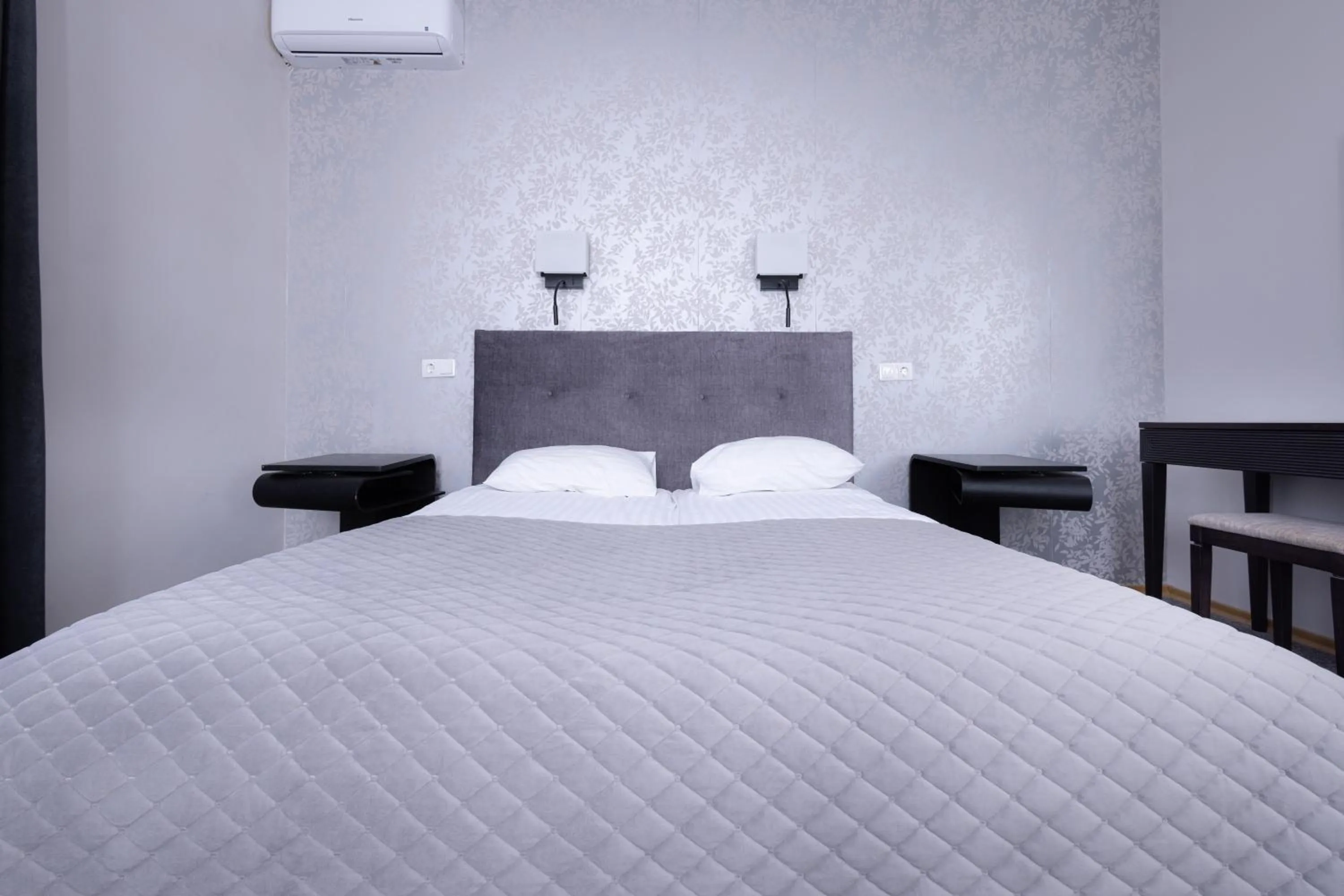 Bed in Hotel Felicia