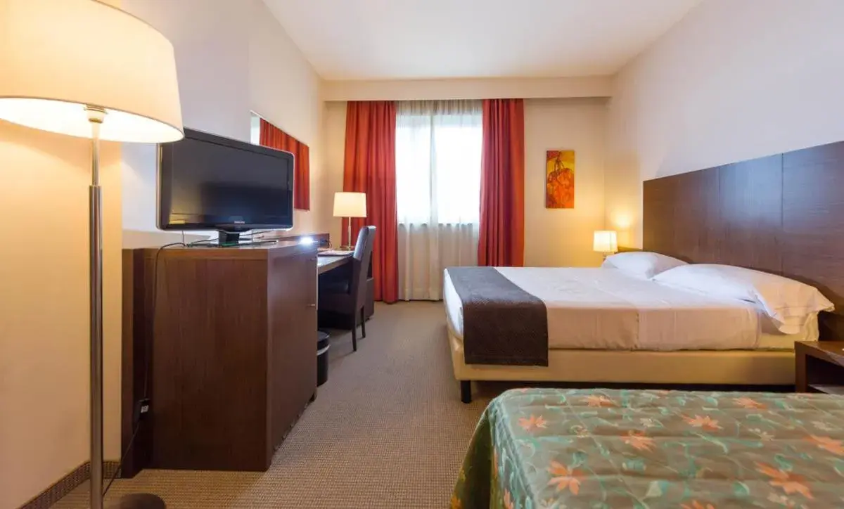 Bed in Torino Hotel San Luigi - Ristorante Trait d'Union Bed in Torino Hotel San Luigi - Ristorante Trait d'Union