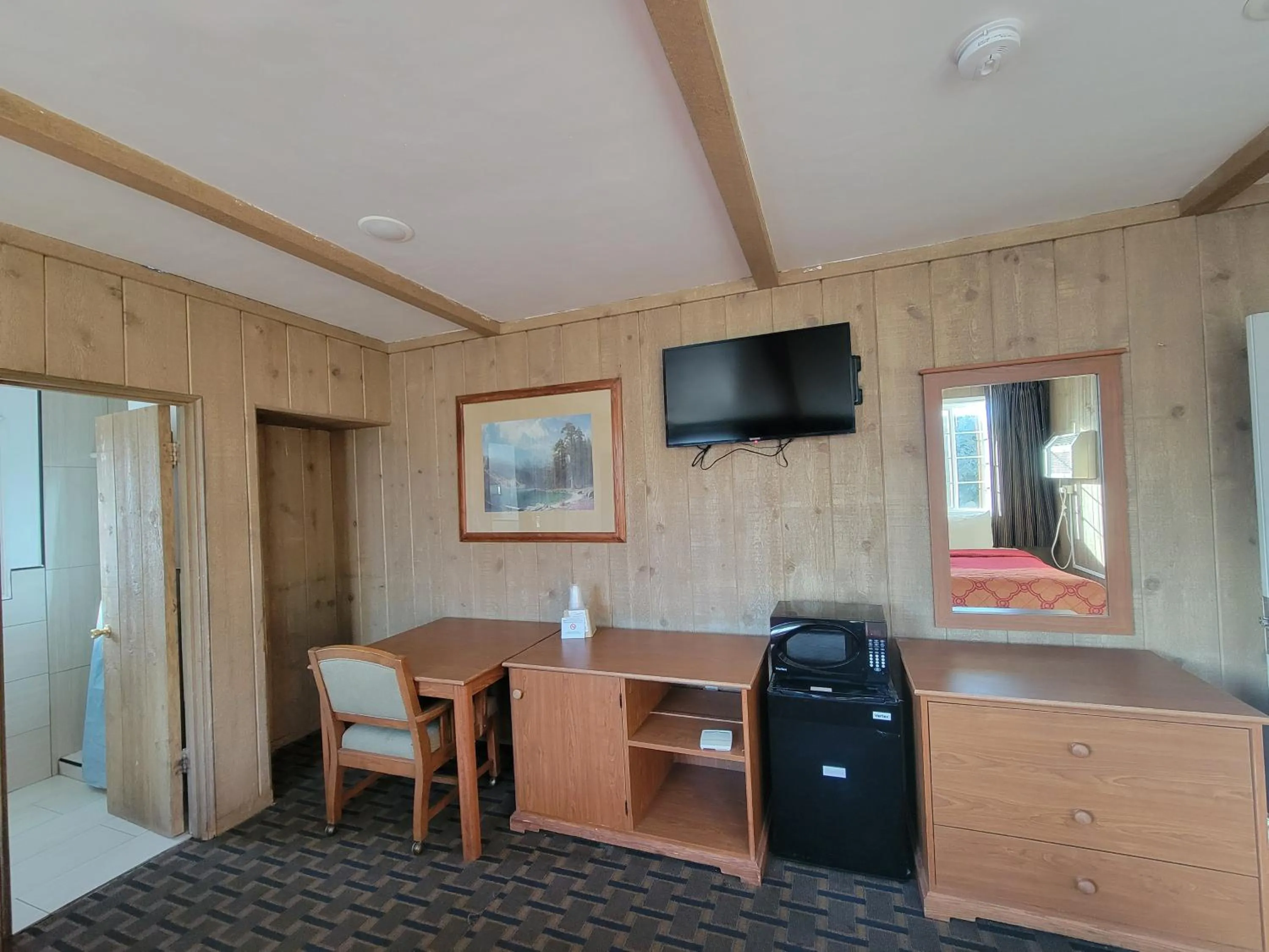 Bedroom in Townhouse Motel