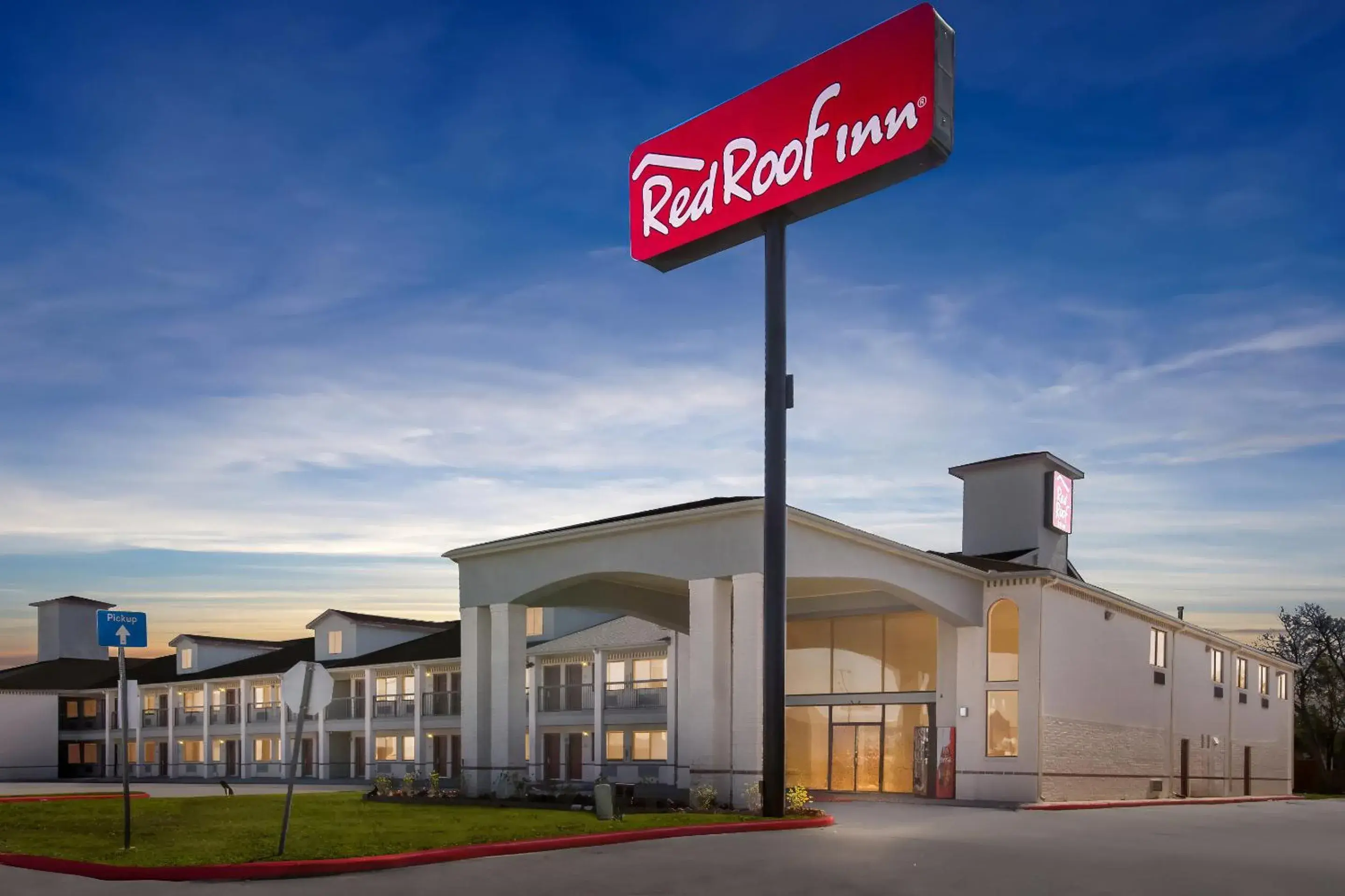 Facade/entrance in Red Roof Inn Stafford, TX Facade/entrance in Red Roof Inn Stafford, TX