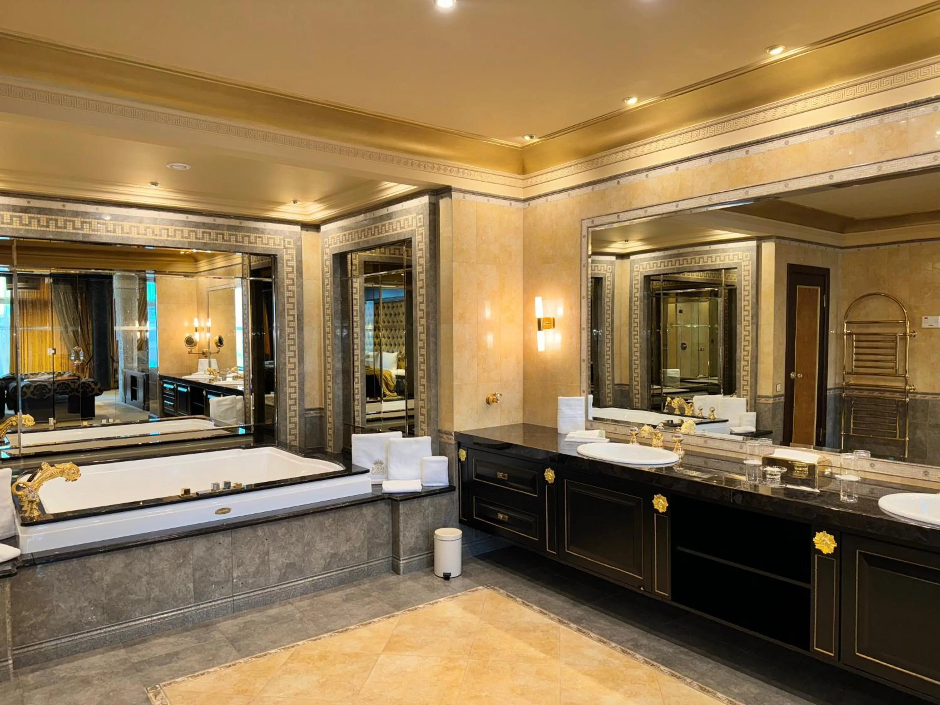 Bathroom in Royal SPA & Hotel Resort