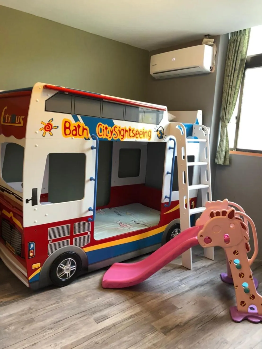 Sun Moon Lake Loft Inn