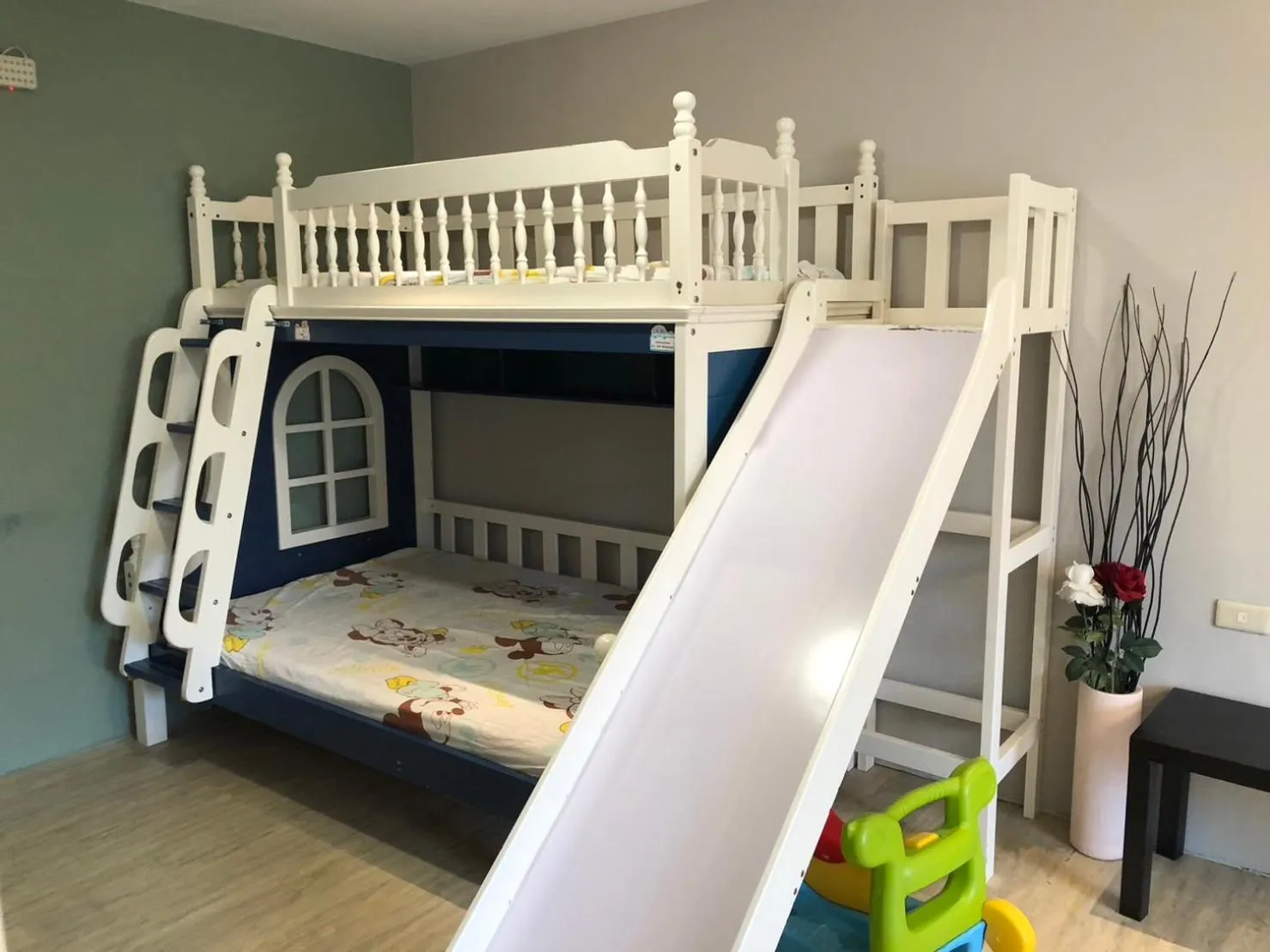 Bed in Sun Moon Lake Loft Inn