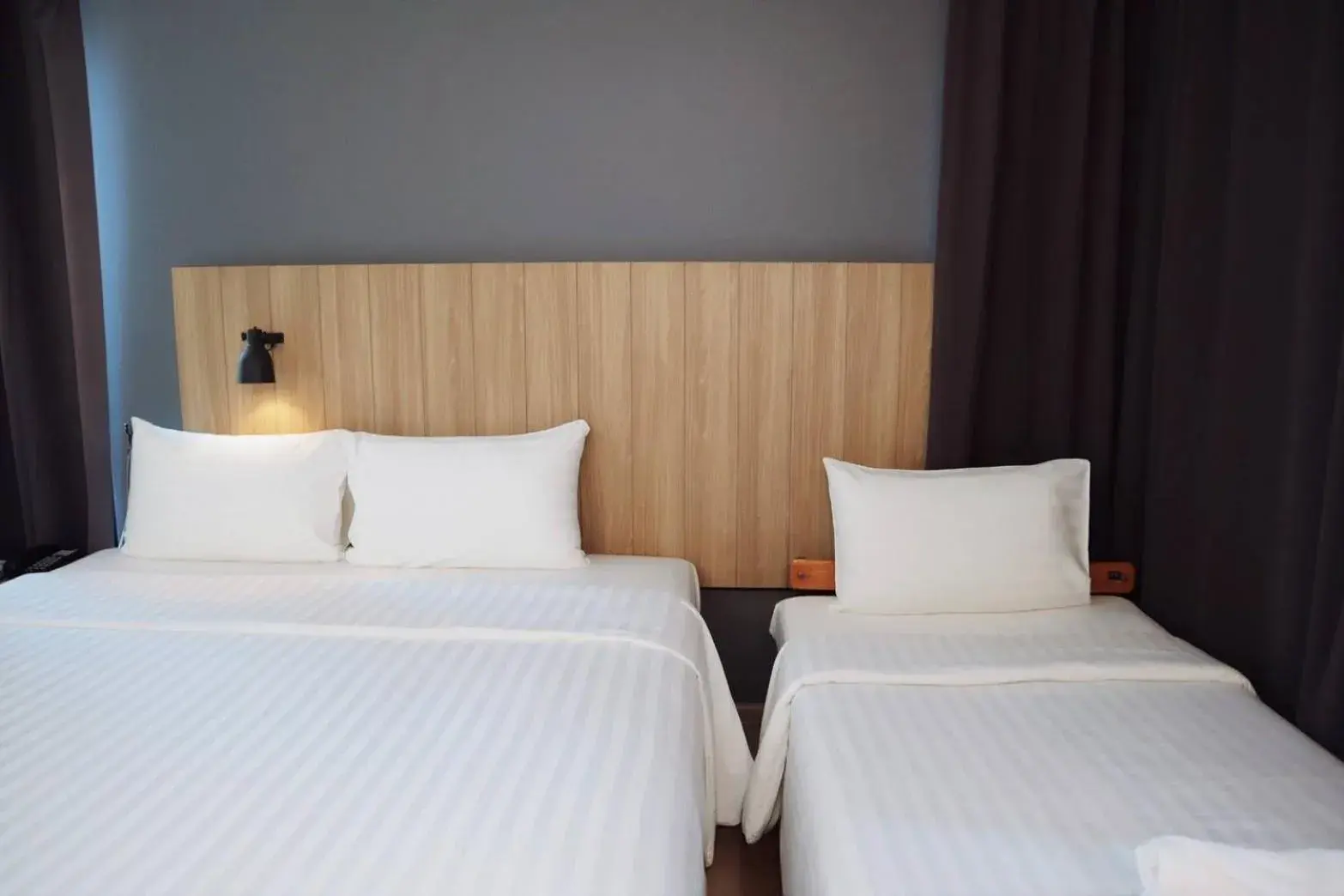 Bed in Mii Hotel Srinakarin Bed in Mii Hotel Srinakarin