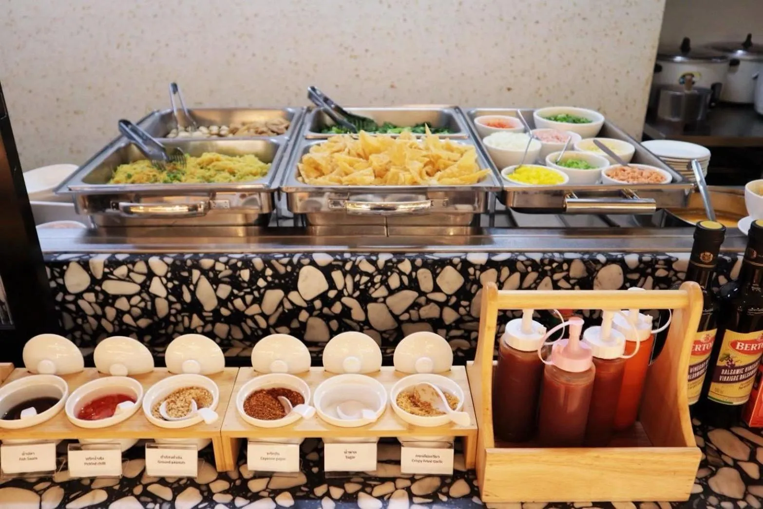 Breakfast in Mii Hotel Srinakarin