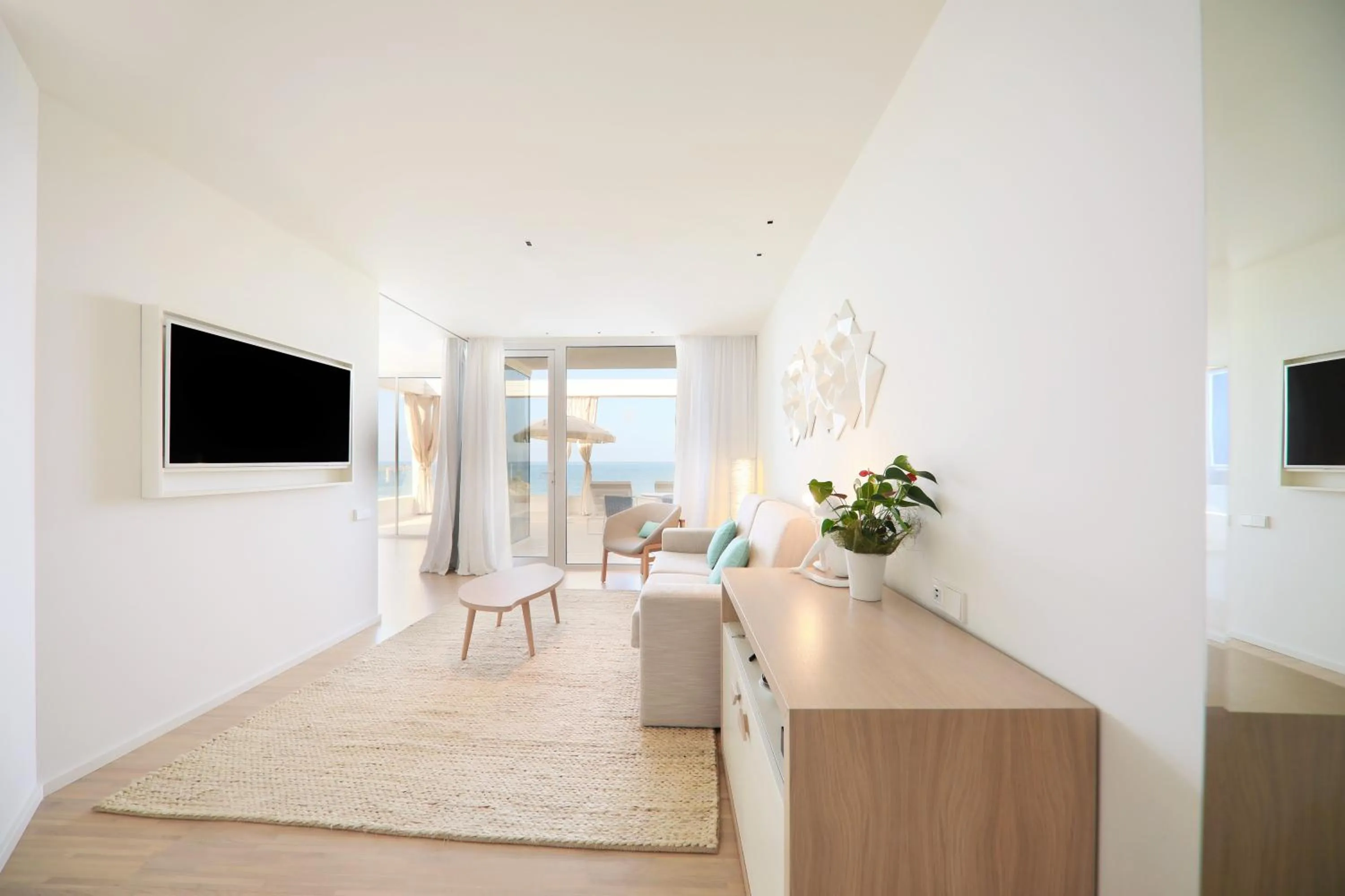 Bedroom in JOIA Salomé by Iberostar -Adults Only