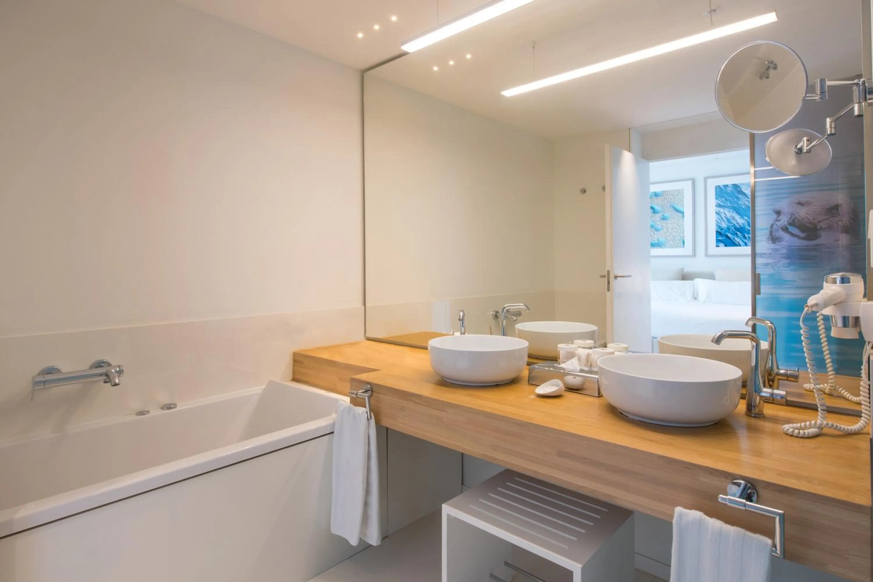 Bathroom in JOIA Salomé by Iberostar -Adults Only