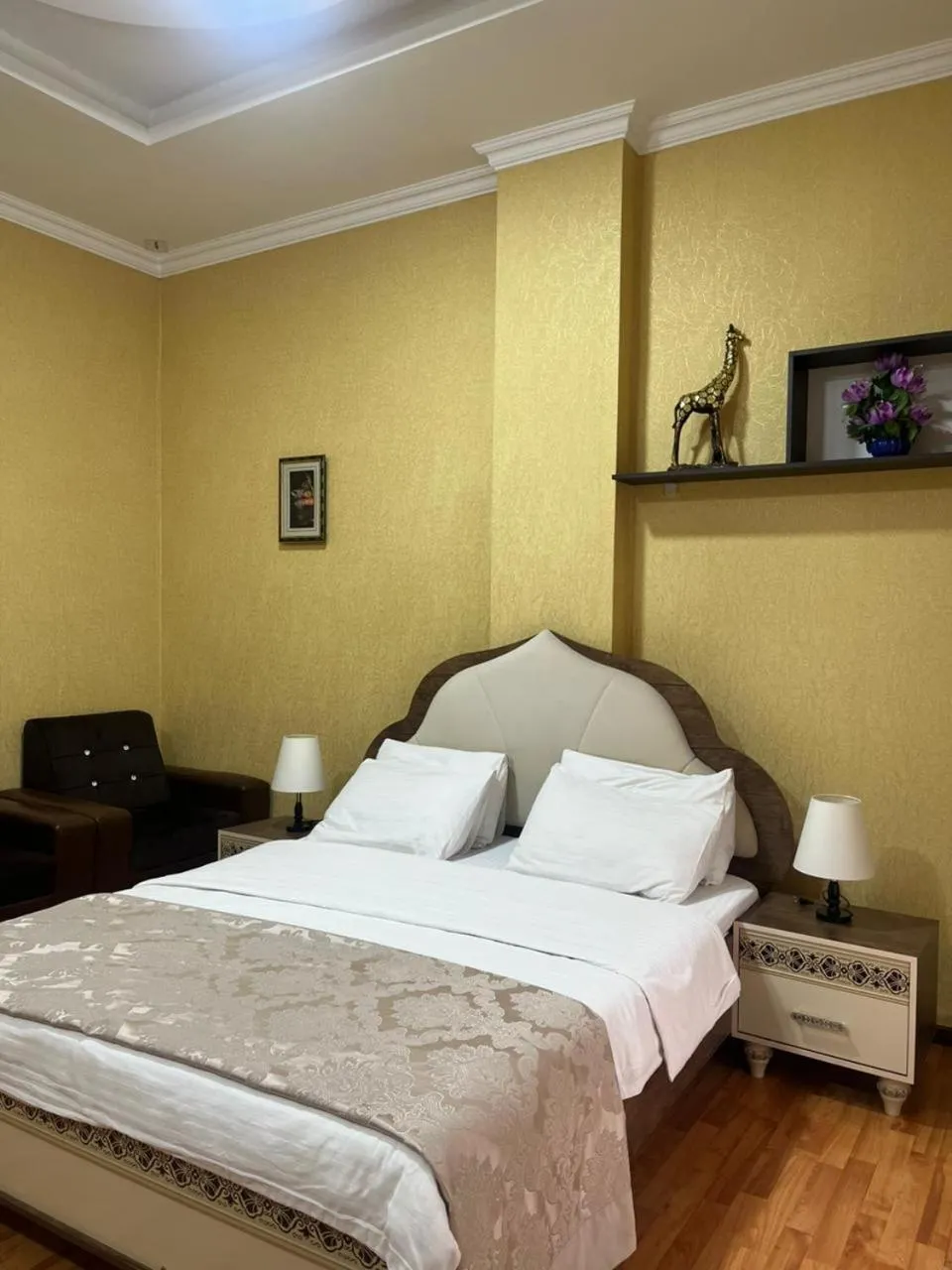 Bedroom, Bed in Starway Hotel