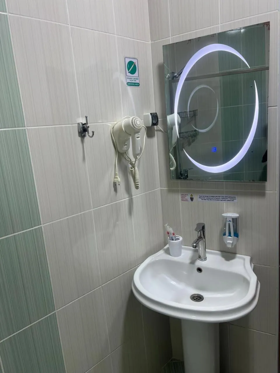 Shower in Starway Hotel