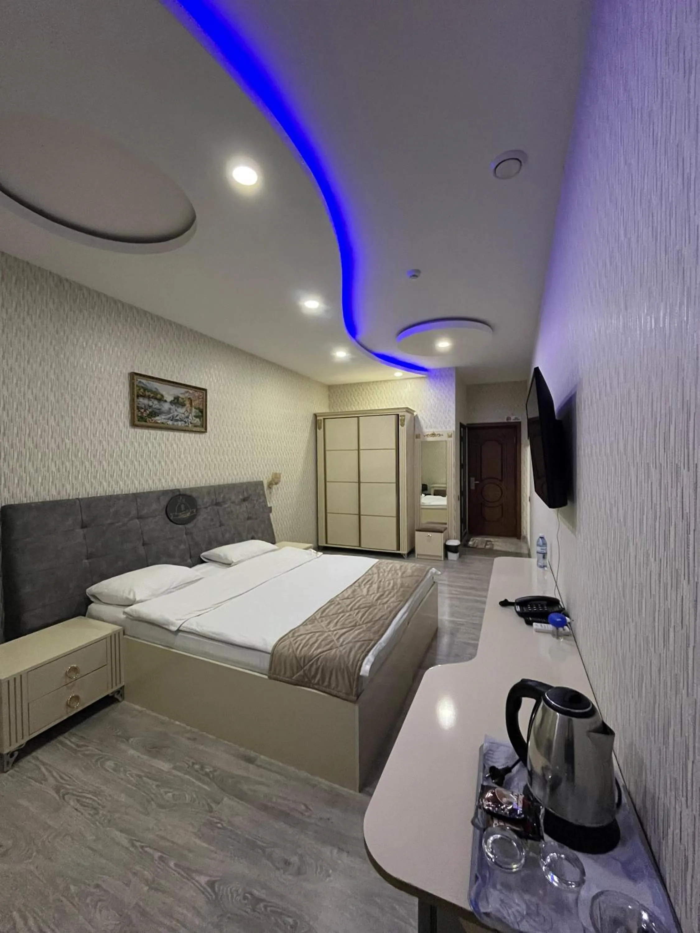 TV and multimedia, Bed in Starway Hotel