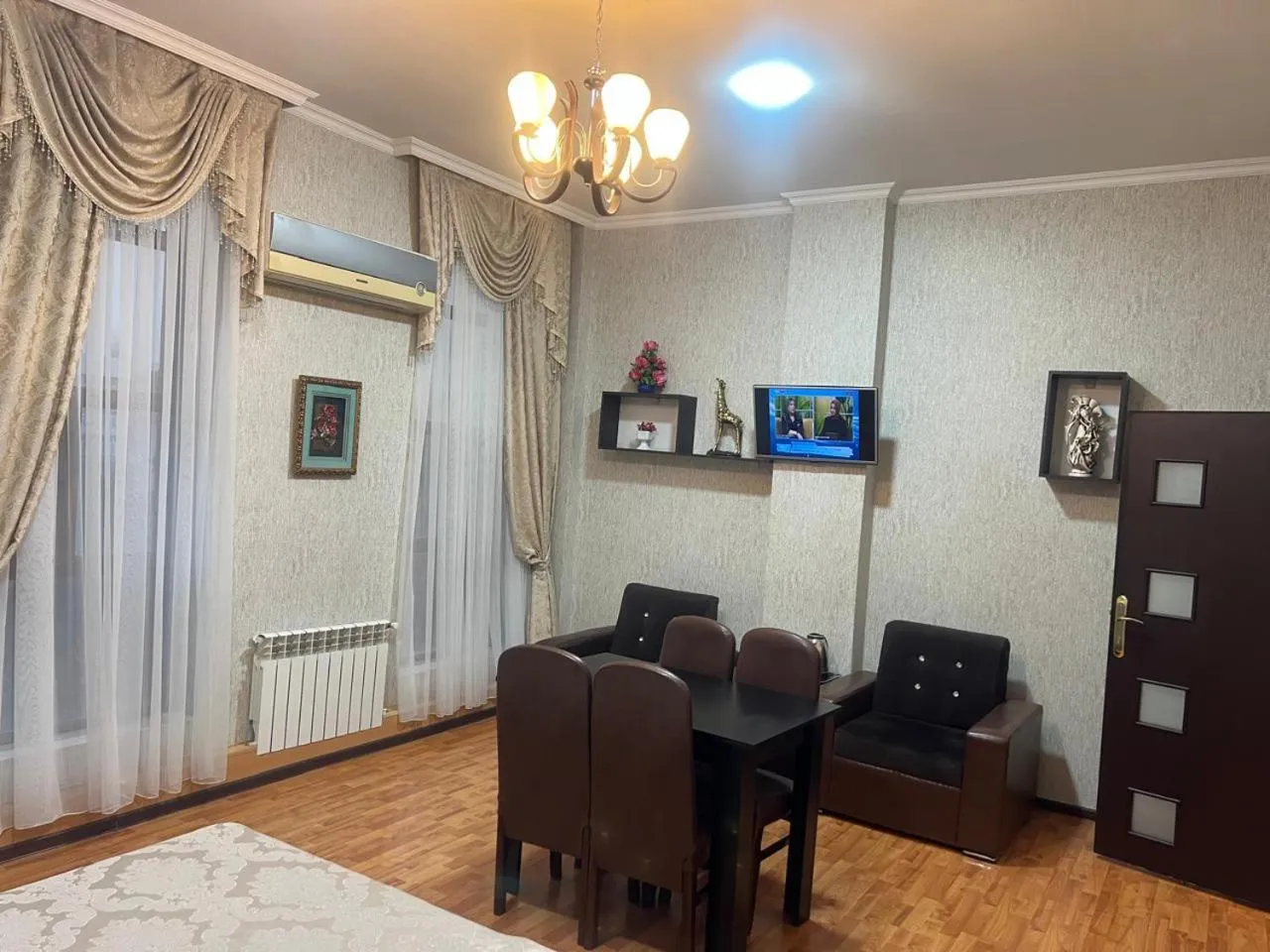 TV and multimedia in Starway Hotel