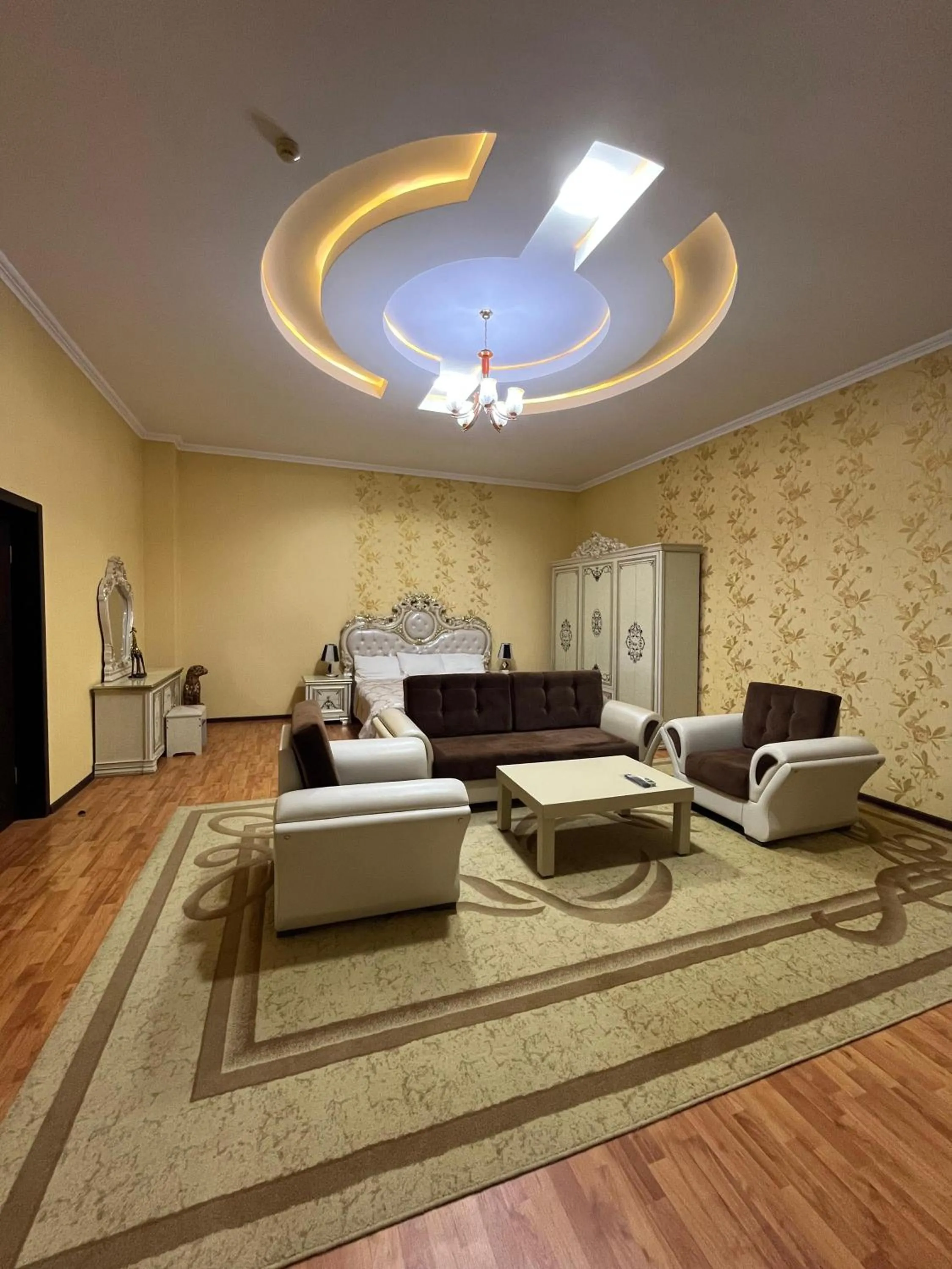 Living room in Starway Hotel