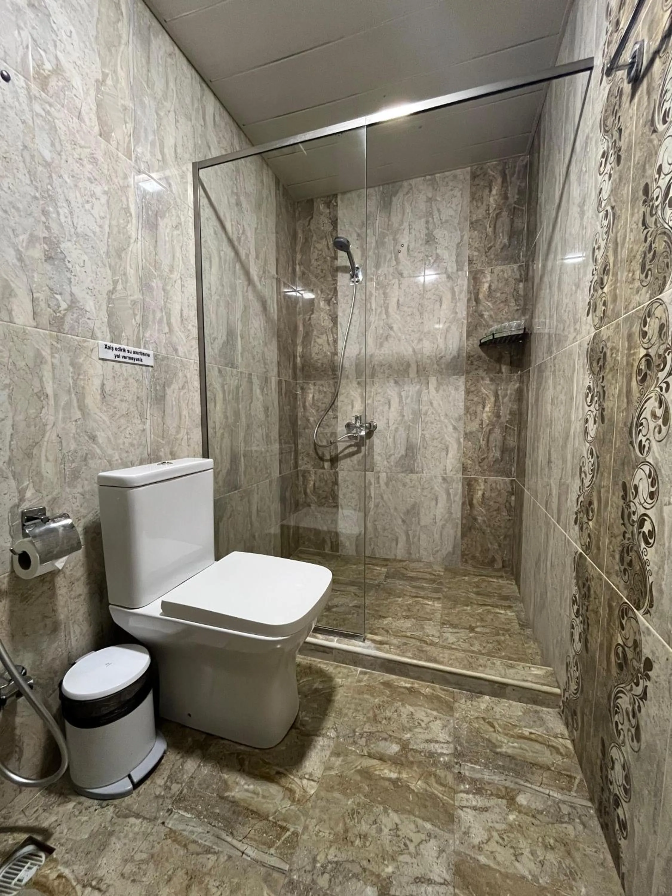 Shower in Starway Hotel