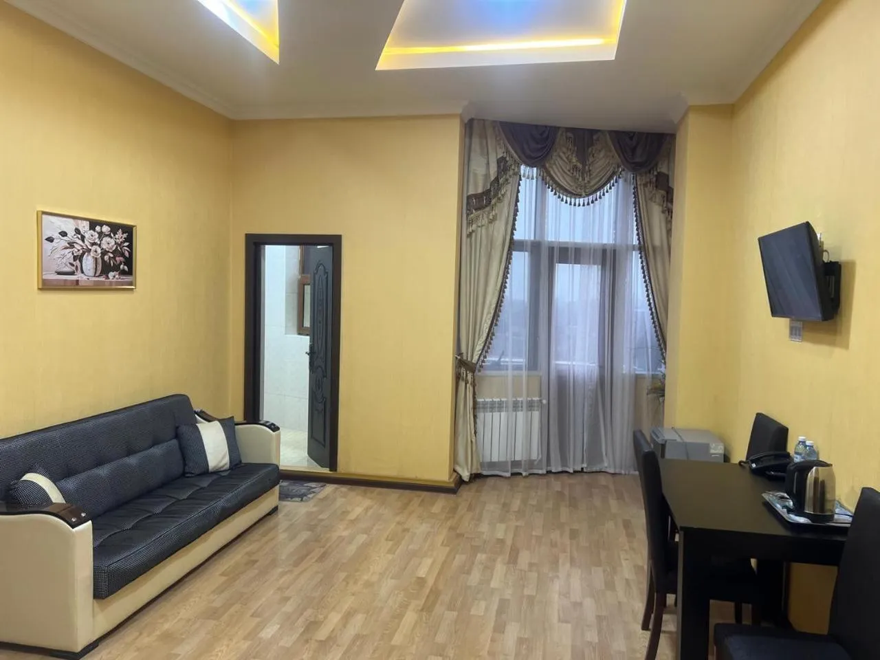 TV and multimedia in Starway Hotel