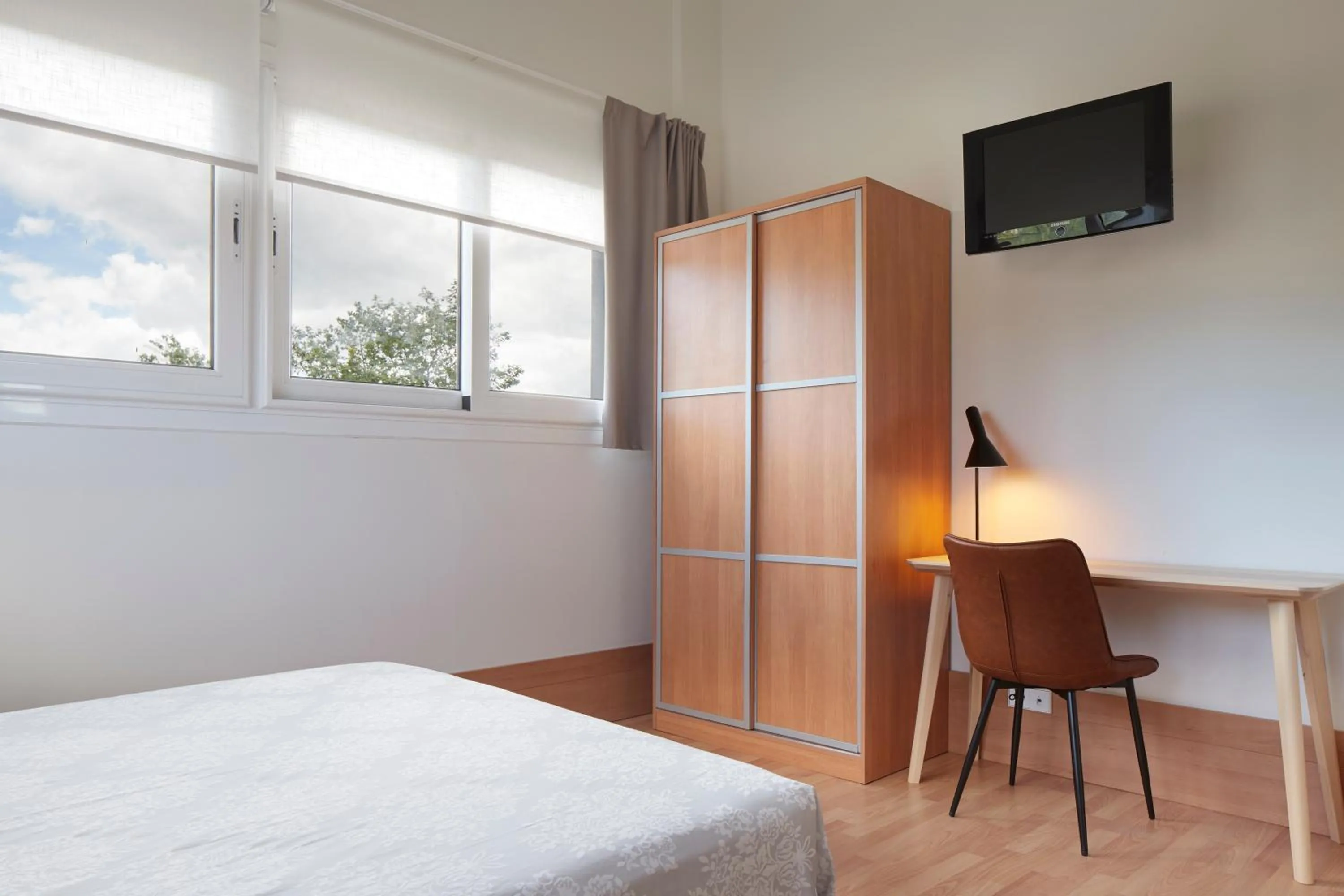 Bedroom, Bed in Hotel Berri Versalles