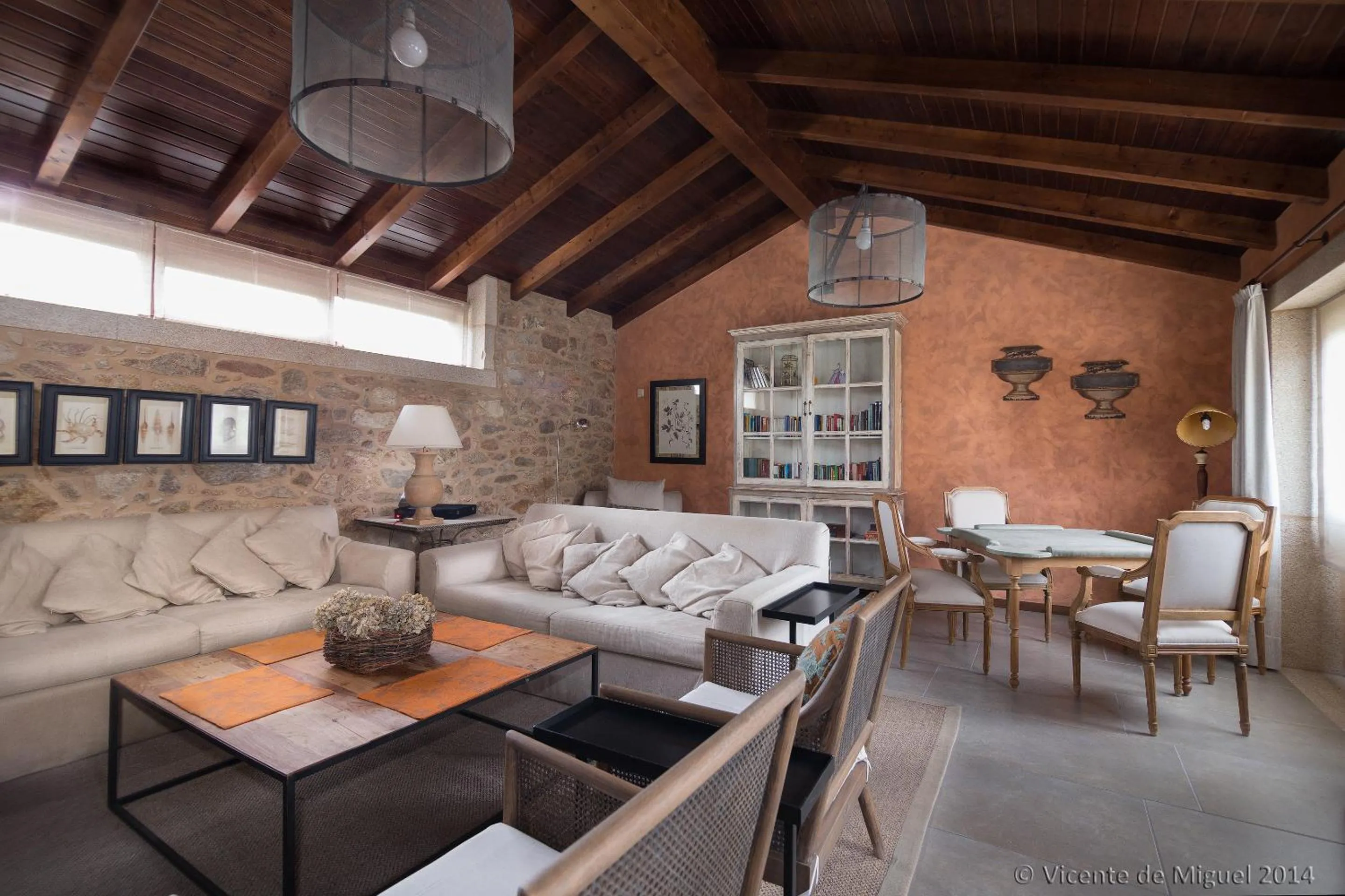 Communal lounge/ TV room in Hotel Rustico Lugar Do Cotariño