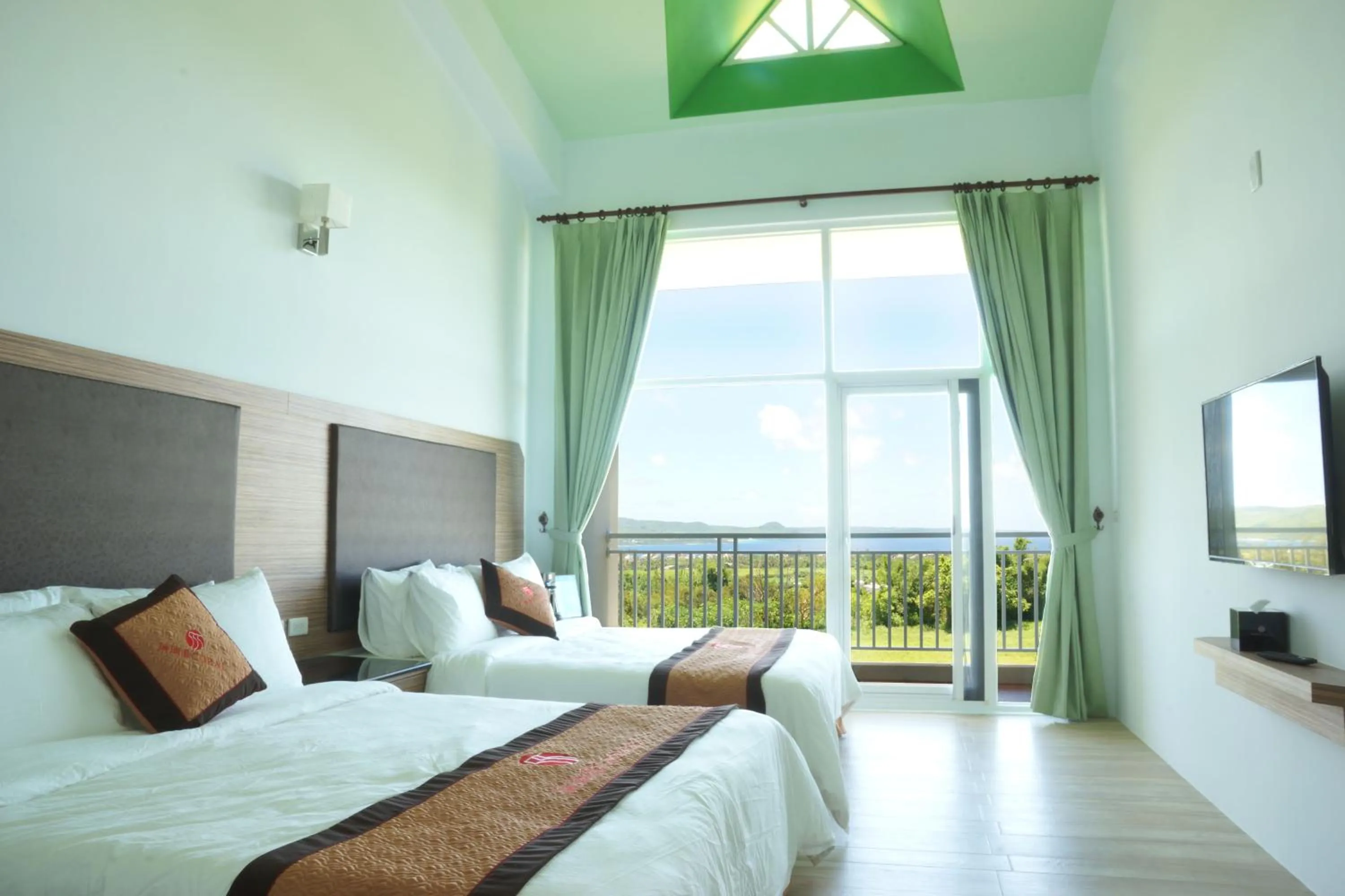 Bedroom, Bed in Coral B&B