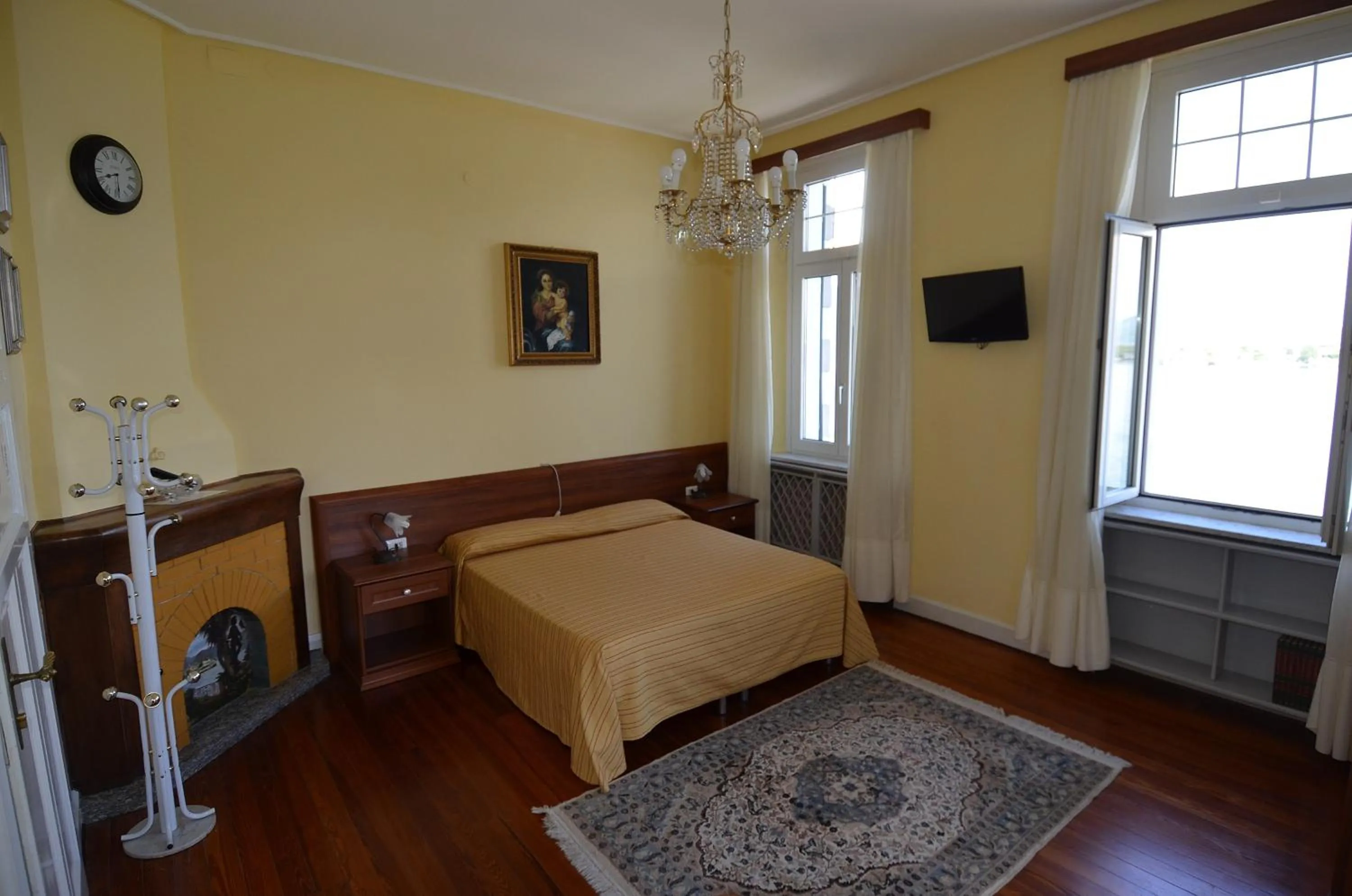 Bedroom in Hotel Villa Ruscello